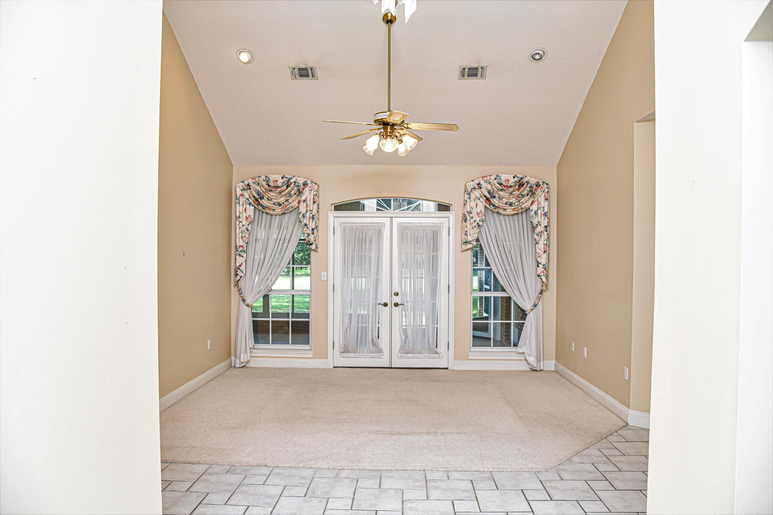 LINKS AT SHALIMAR POINTE - Residential