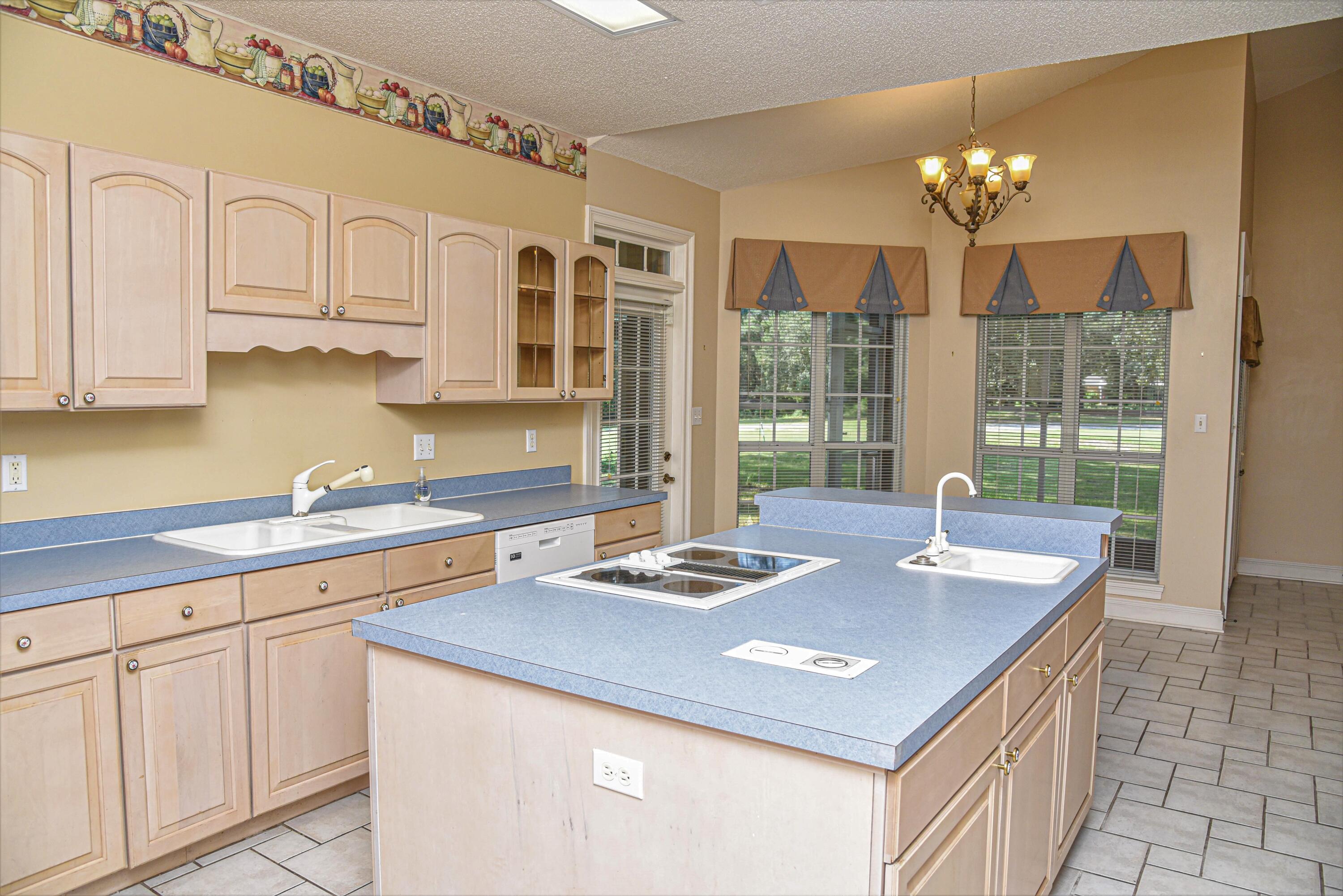 LINKS AT SHALIMAR POINTE - Residential