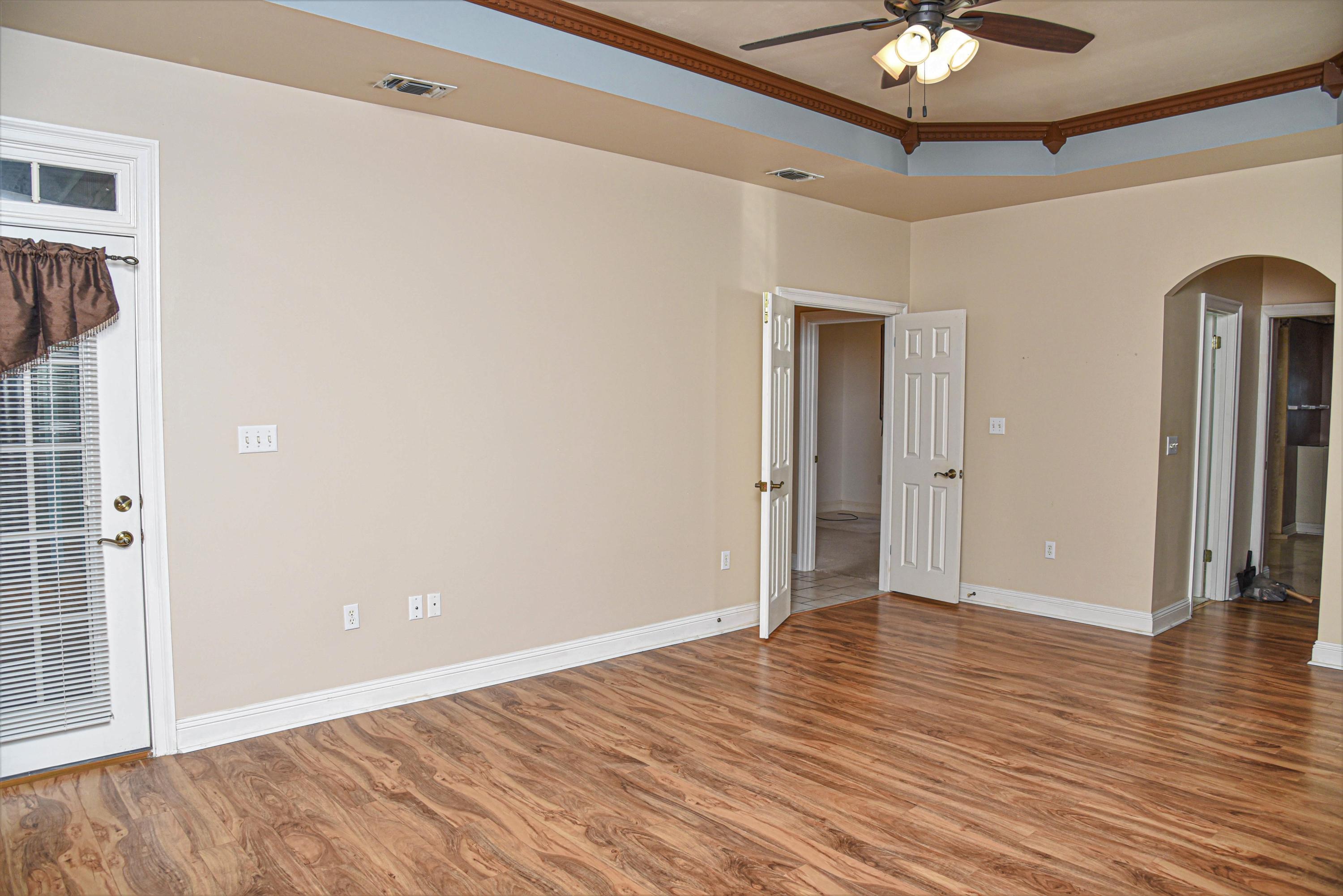 LINKS AT SHALIMAR POINTE - Residential