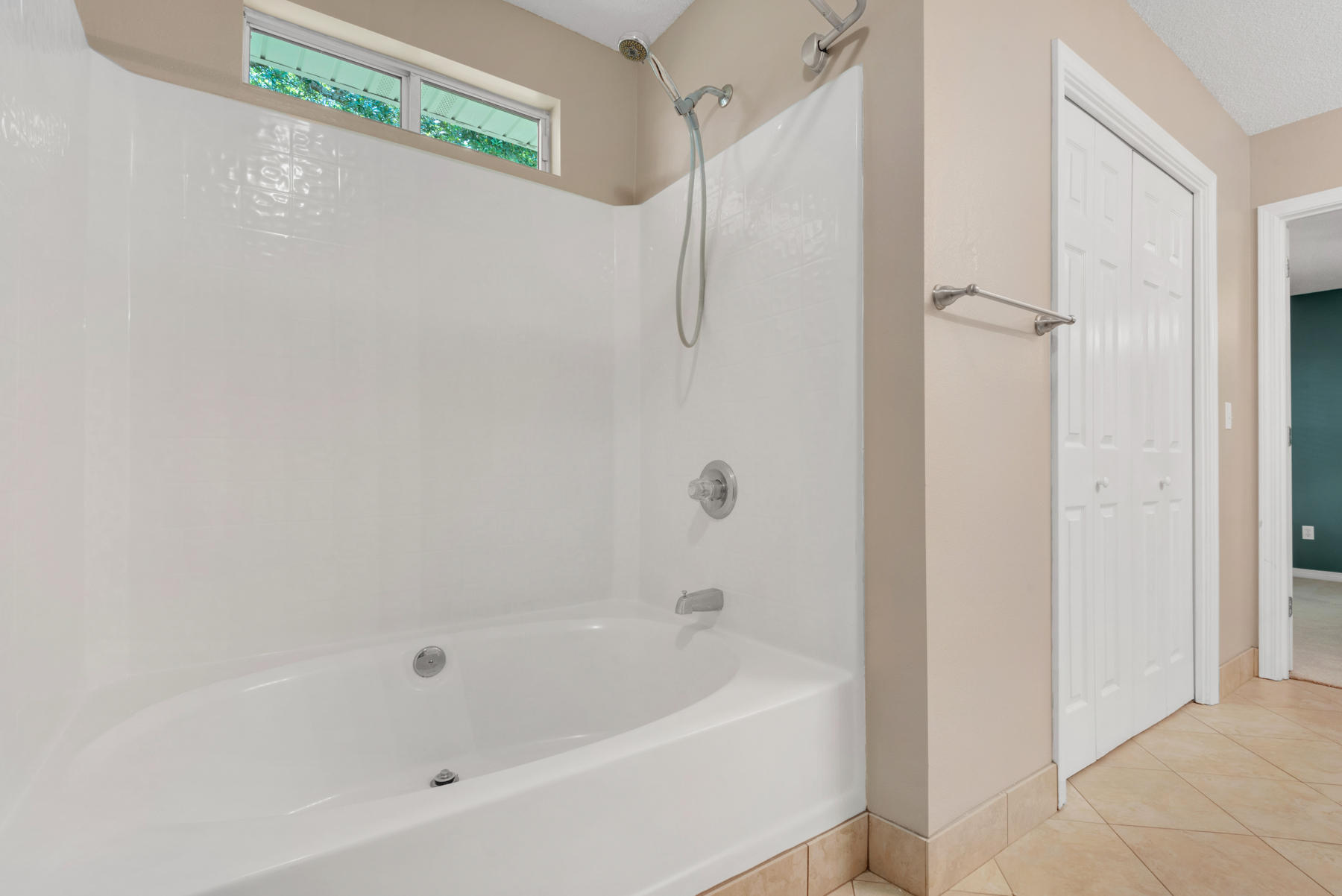 VICTORIA PARK - Residential