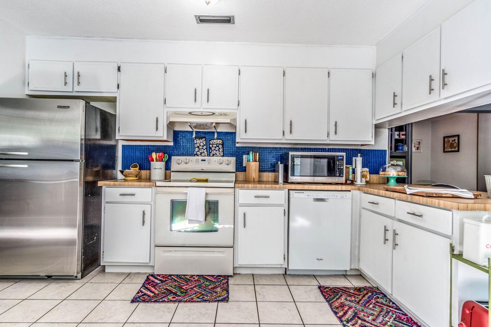 MARINERS COVE - Residential