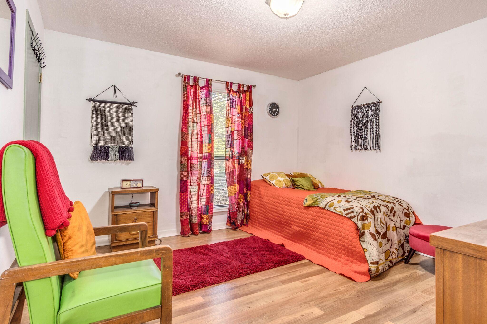 MARINERS COVE - Residential