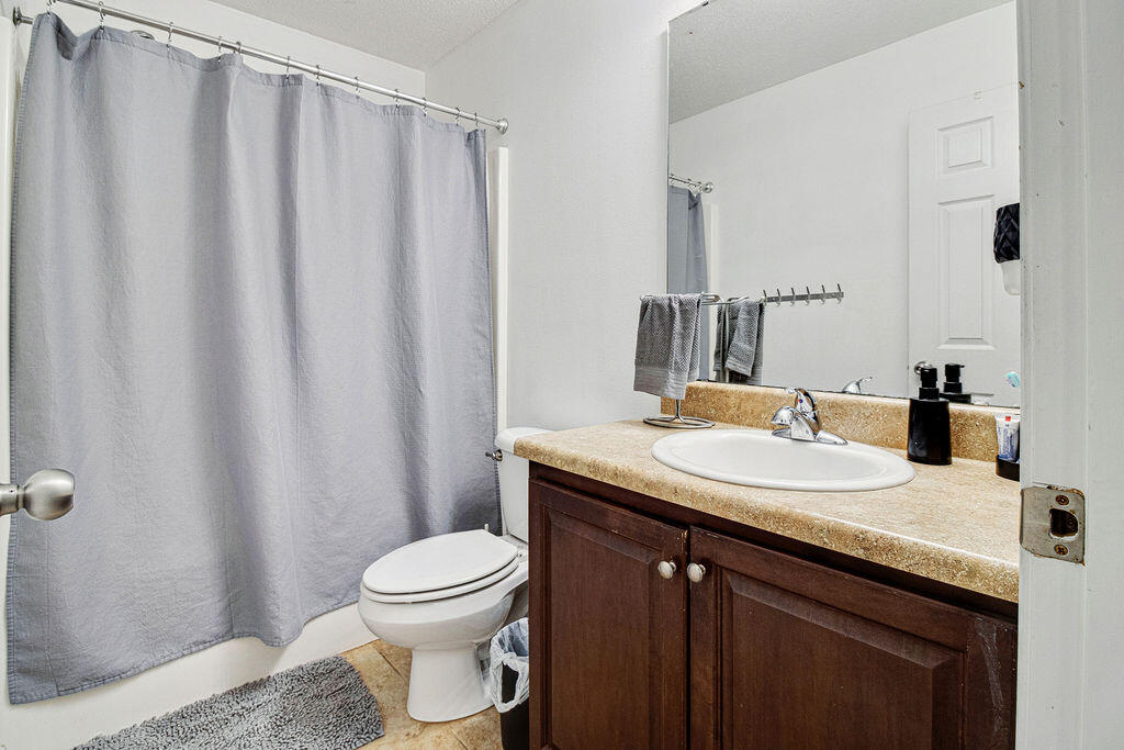 STILLWELL ESTATES - Residential