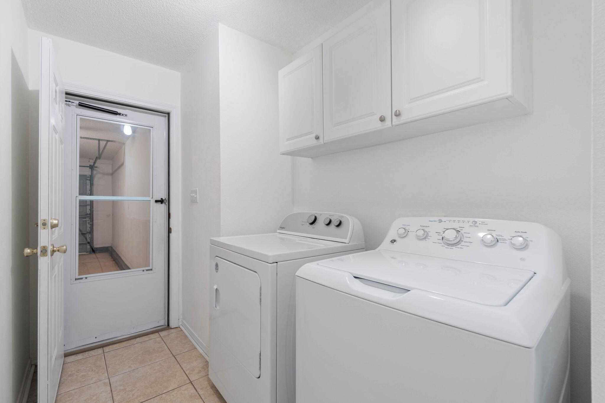 ASHBERRY WOODS - Residential