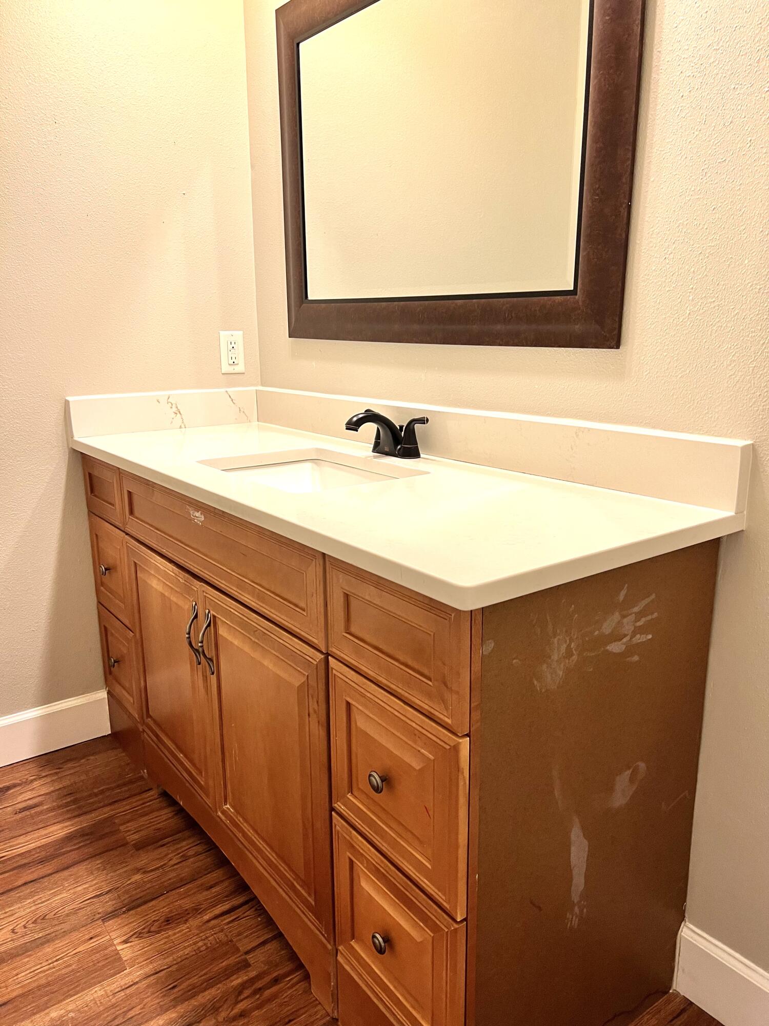 LAKE SHARON ESTATES - Residential Lease