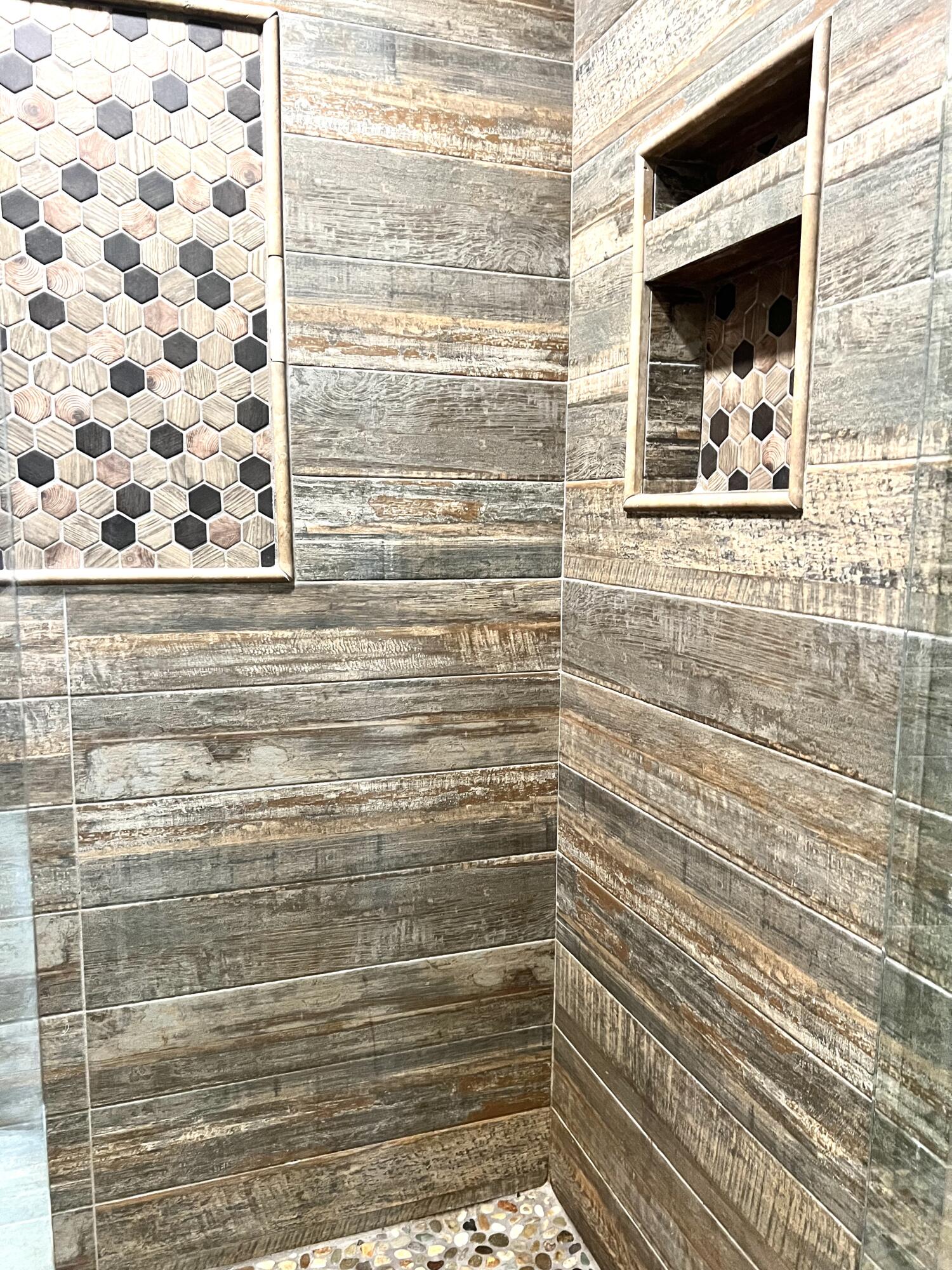 LAKE SHARON ESTATES - Residential Lease