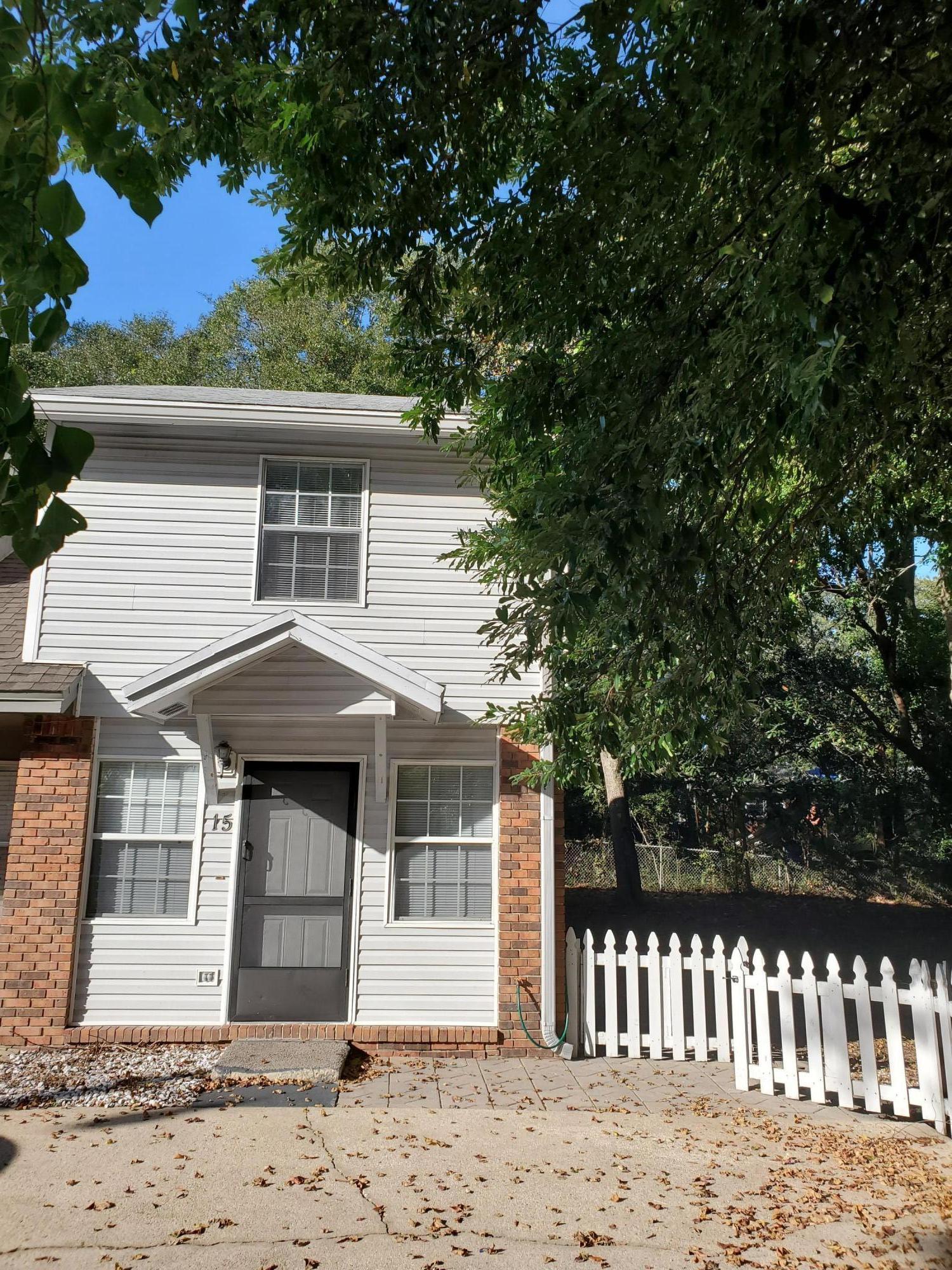 PINEHURST PARK - Residential