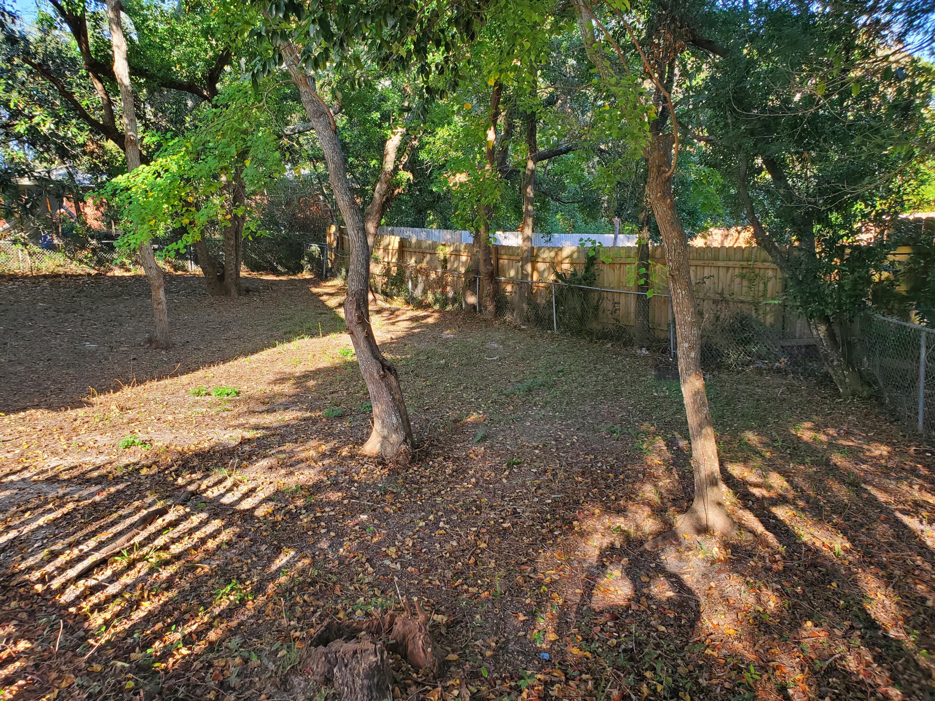 PINEHURST PARK - Residential