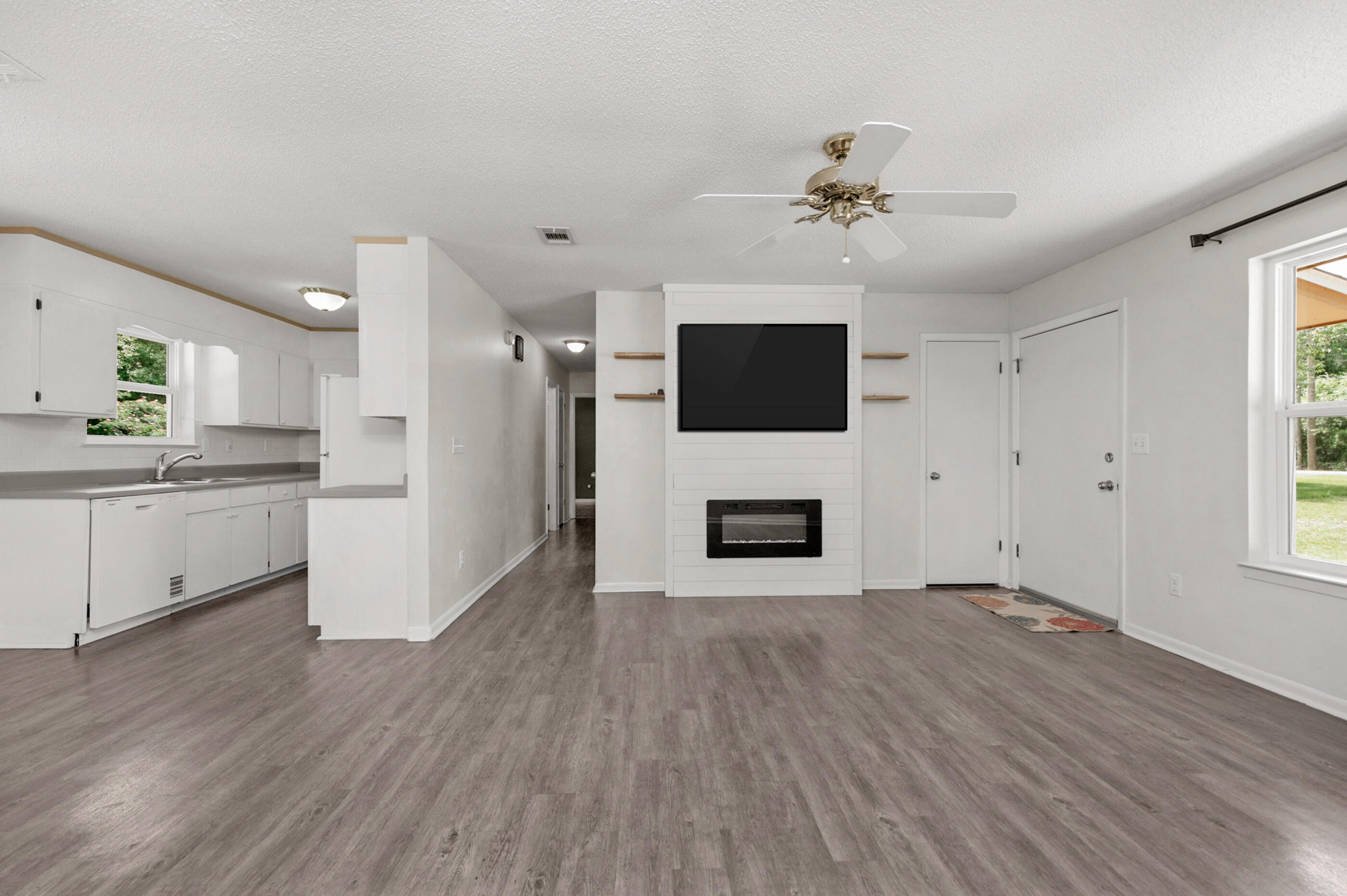 MORRIS ADDN TO CRESTVIEW - Residential