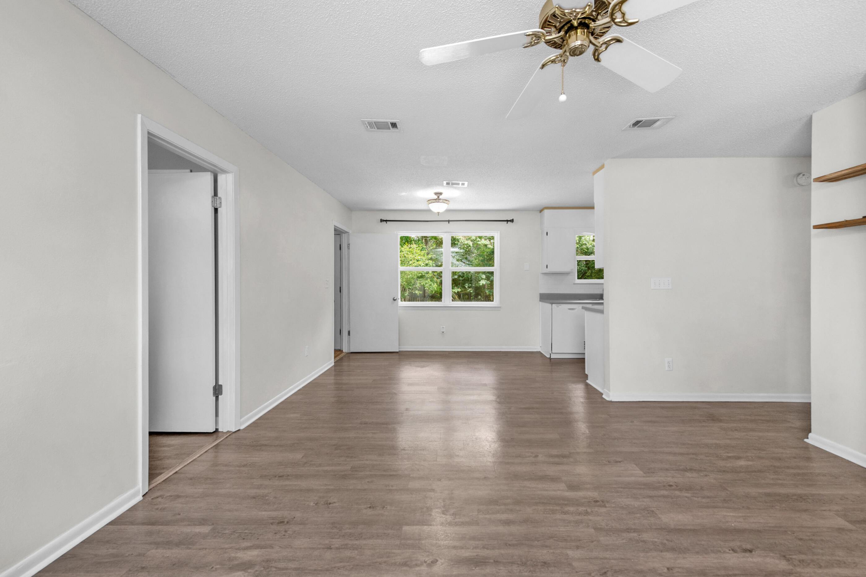 MORRIS ADDN TO CRESTVIEW - Residential