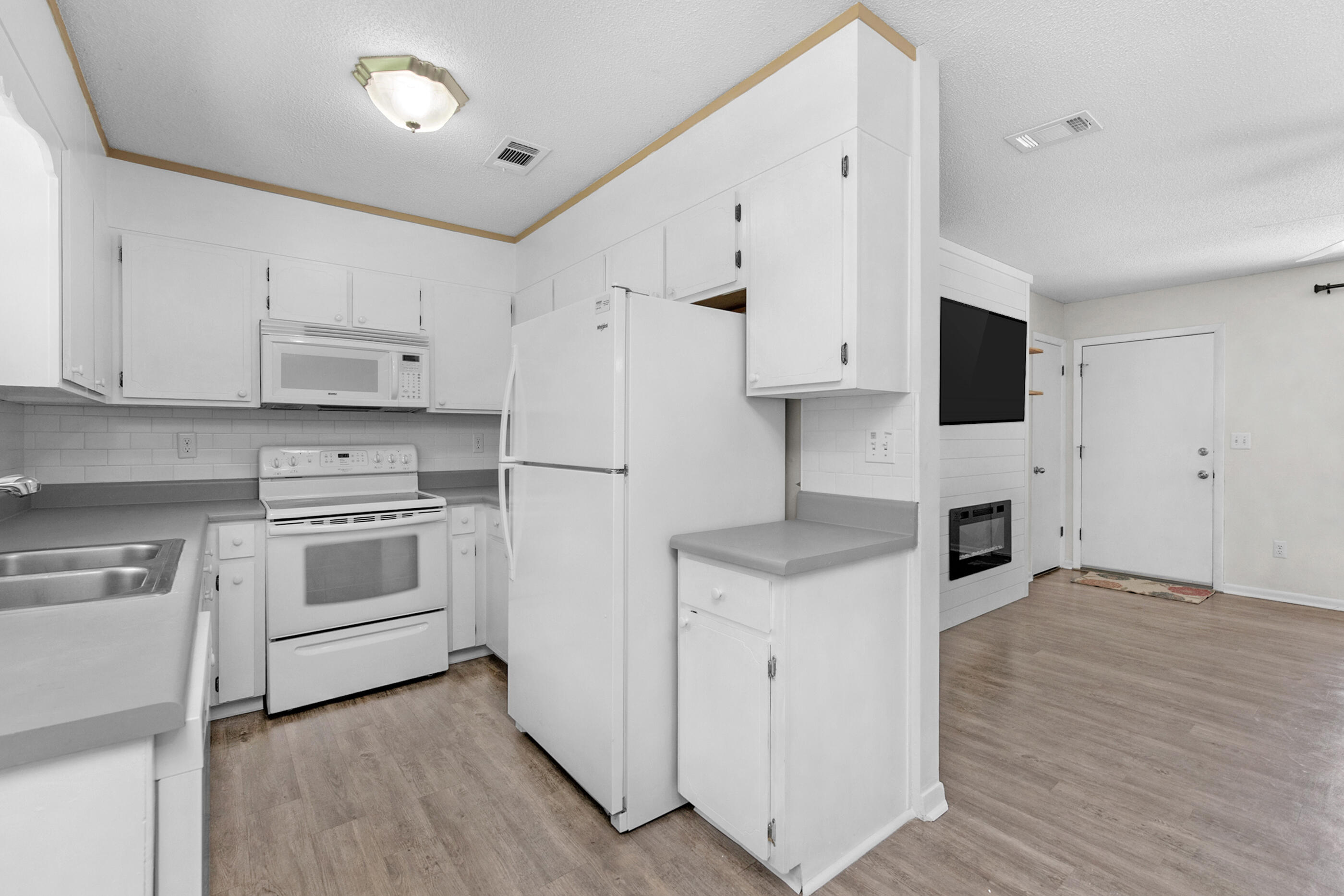 MORRIS ADDN TO CRESTVIEW - Residential