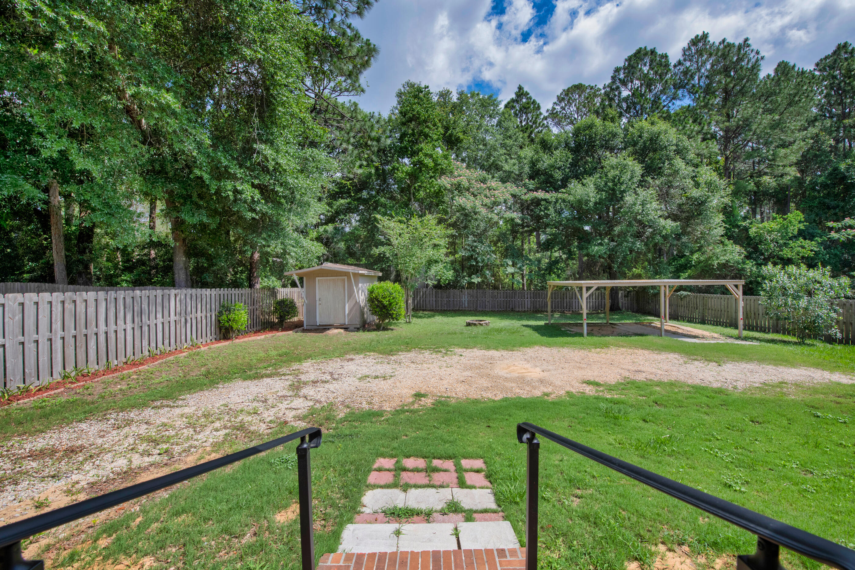 MORRIS ADDN TO CRESTVIEW - Residential
