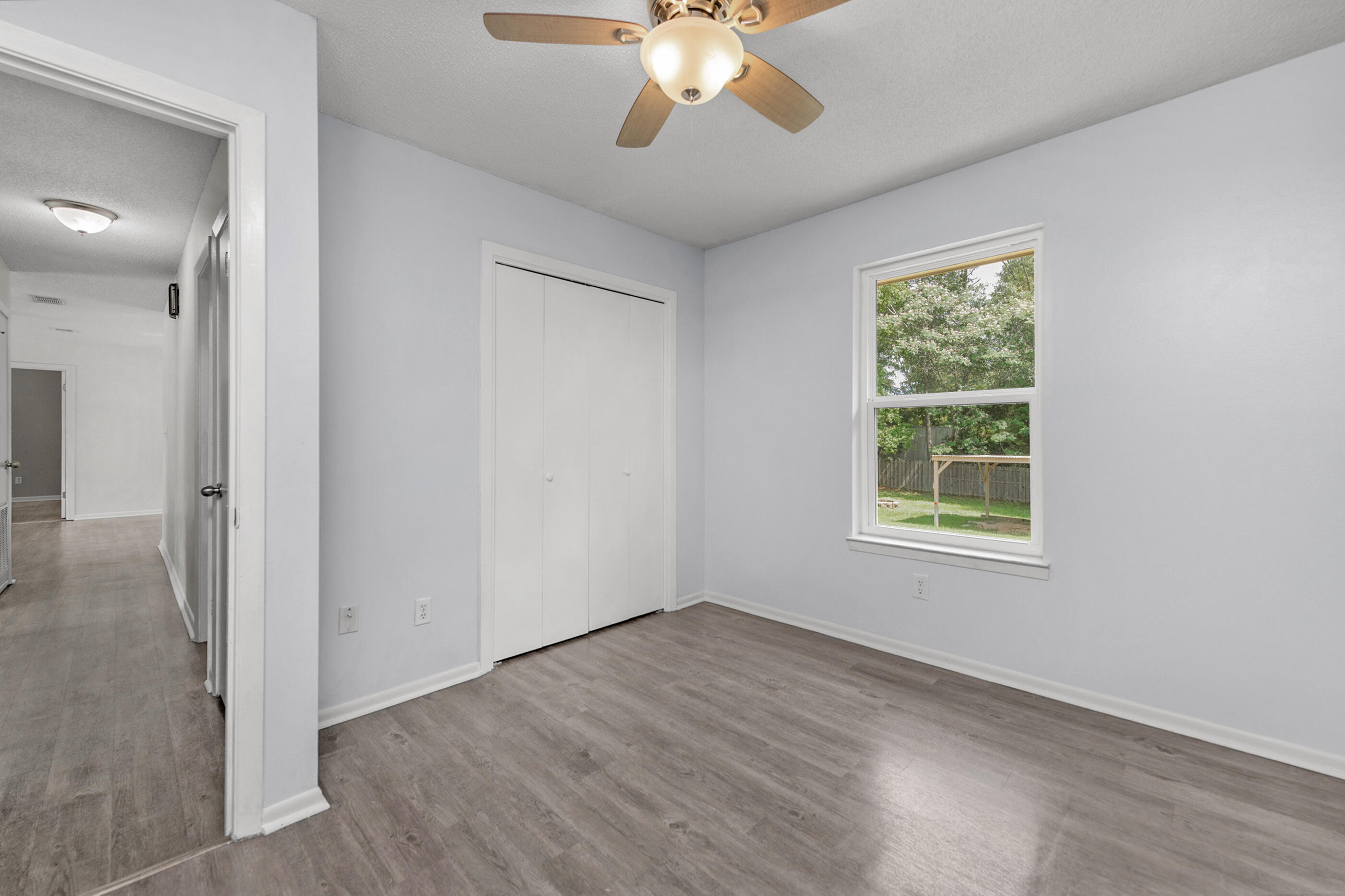 MORRIS ADDN TO CRESTVIEW - Residential