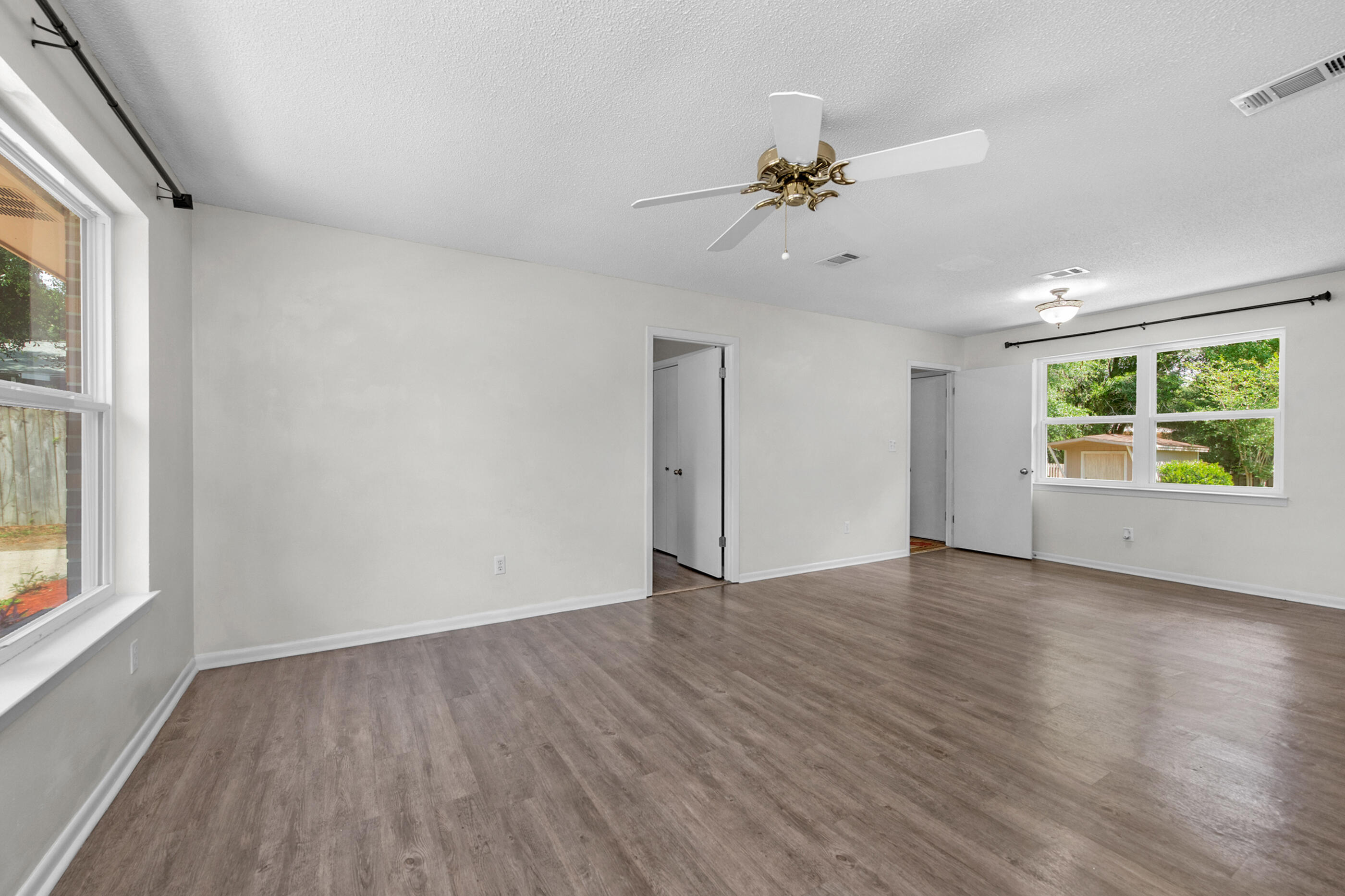 MORRIS ADDN TO CRESTVIEW - Residential