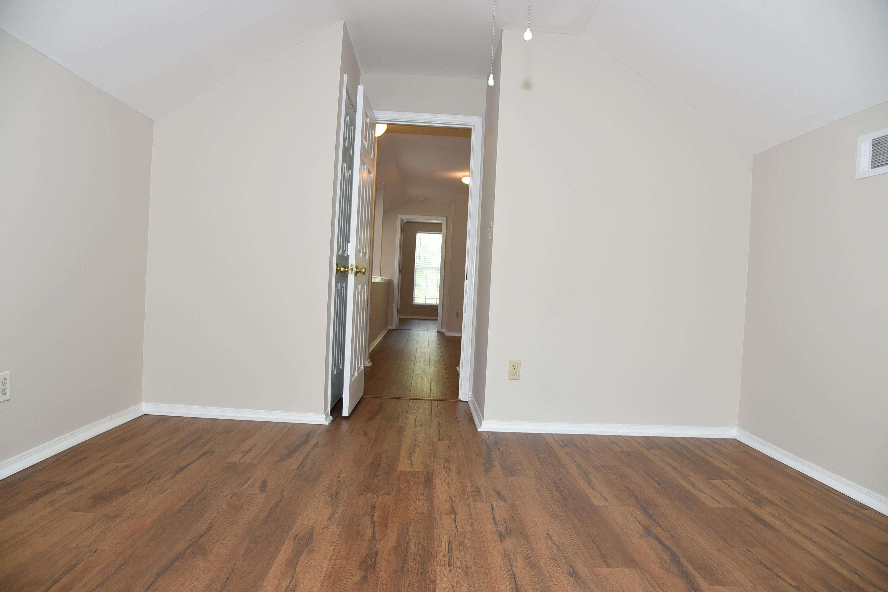 PARKWOOD COURT AT BLUEWATER BAY - Residential Lease