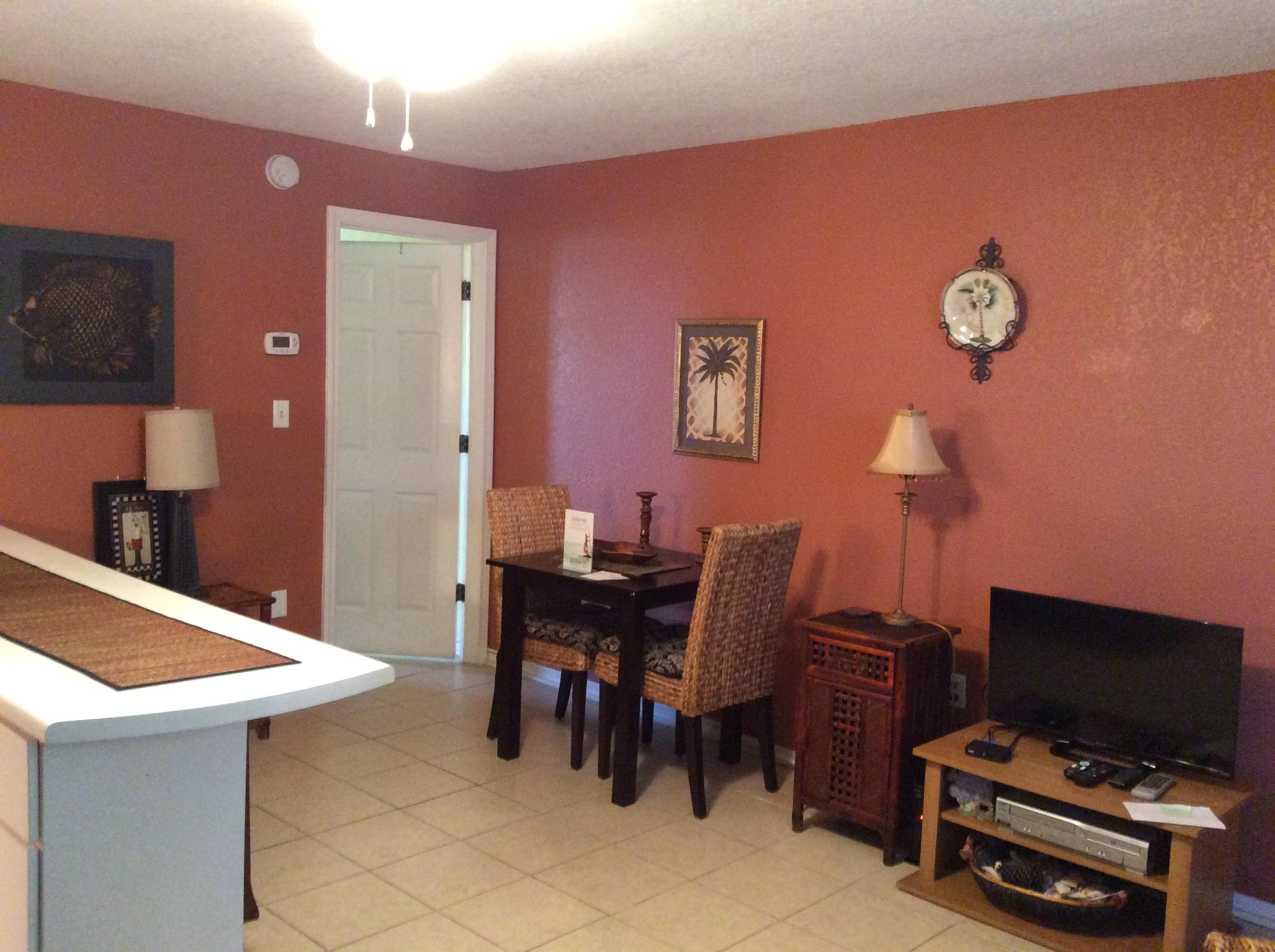 TROPICAL ISLE CONDO - Residential Lease