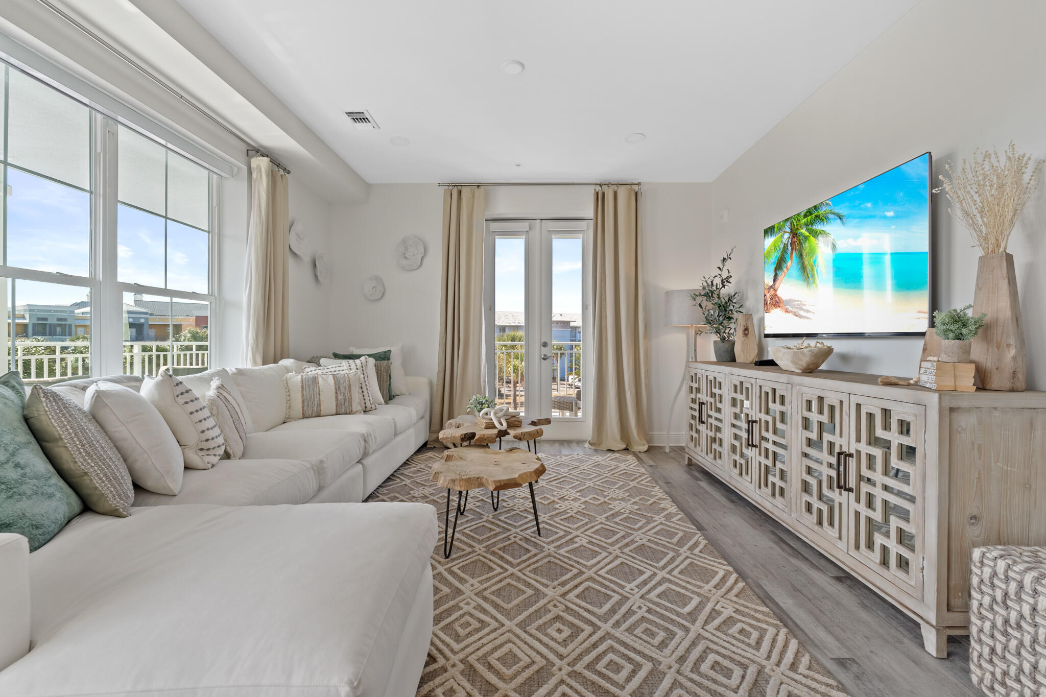 GULF PLACE RESIDENCE - Residential