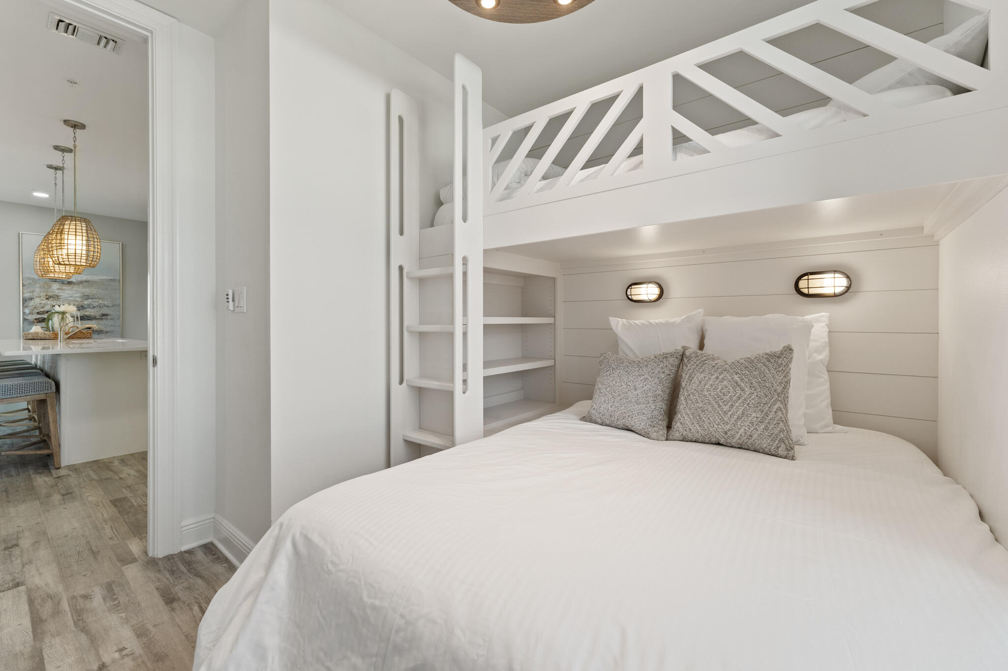 GULF PLACE RESIDENCE - Residential