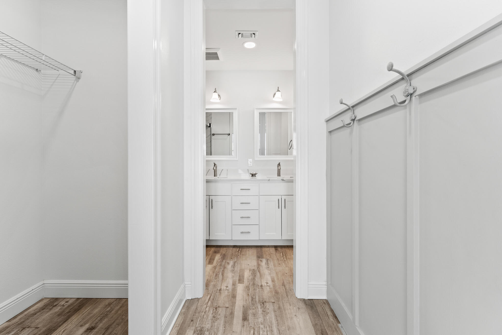 GULF PLACE RESIDENCE - Residential