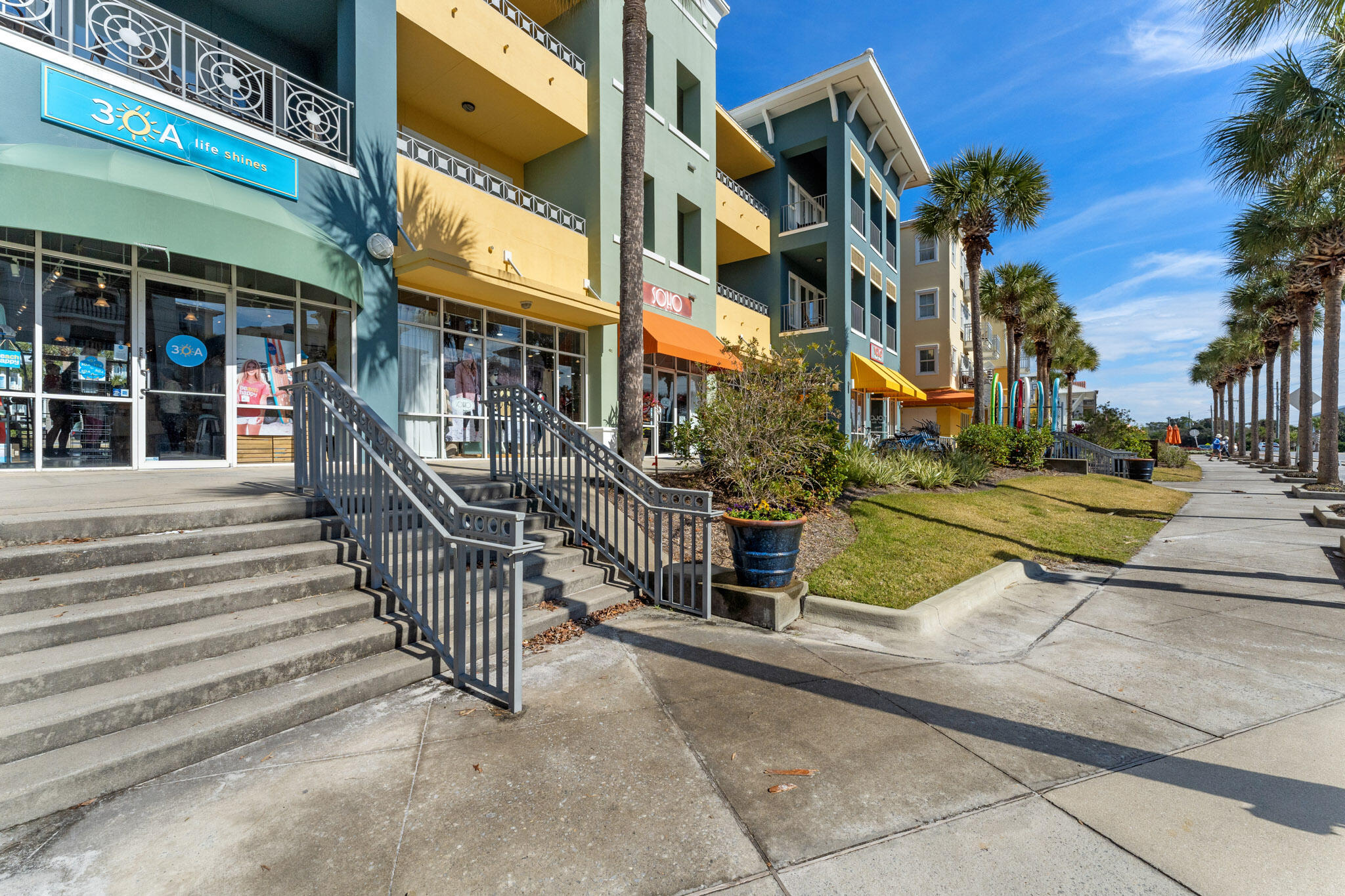 GULF PLACE RESIDENCE - Residential