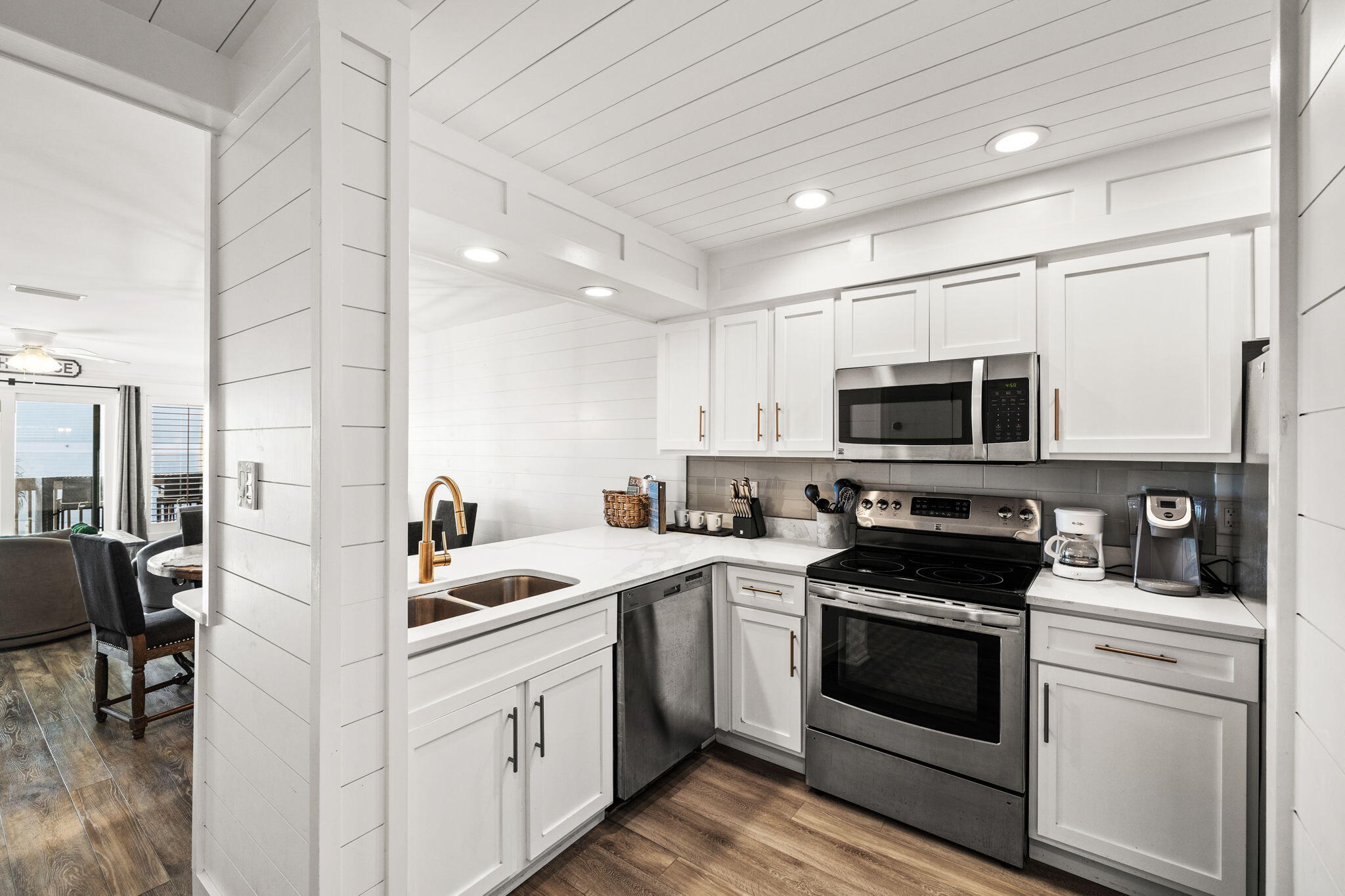 RAMSGATE HARBOUR PH 1 CONDO - Residential