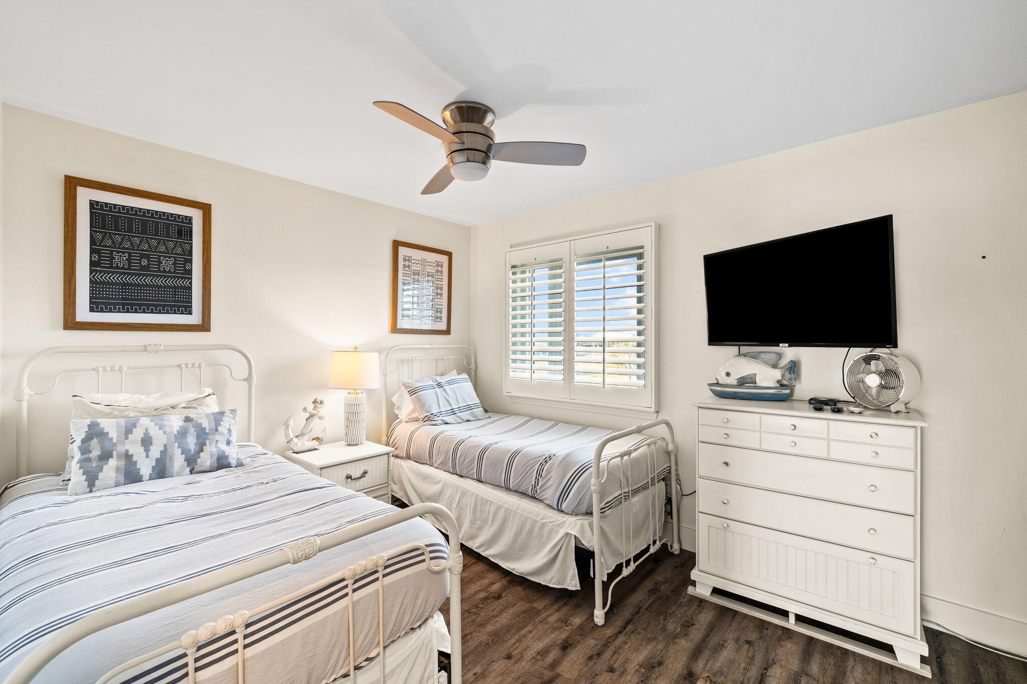RAMSGATE HARBOUR PH 1 CONDO - Residential