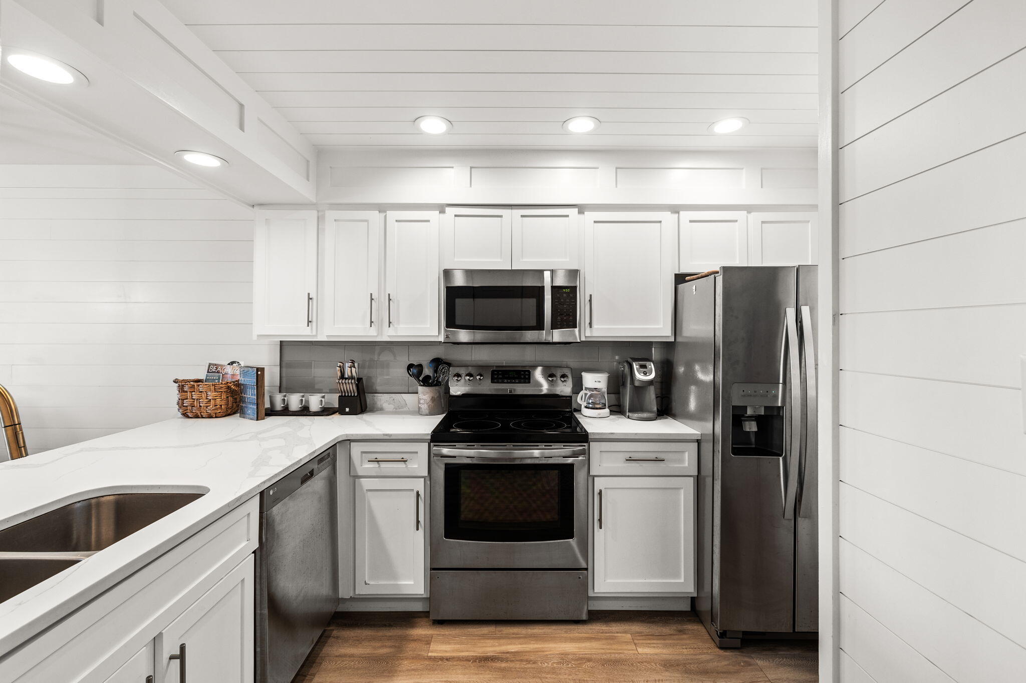 RAMSGATE HARBOUR PH 1 CONDO - Residential