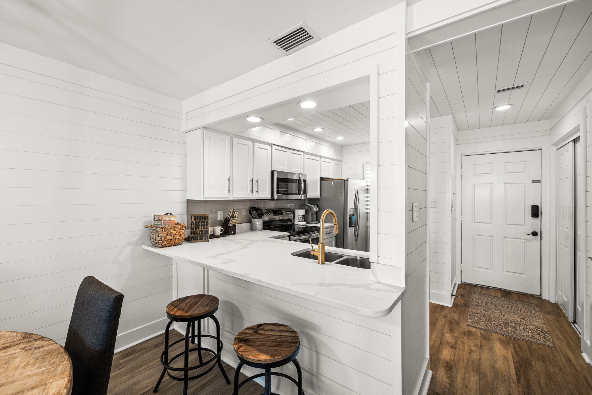 RAMSGATE HARBOUR PH 1 CONDO - Residential