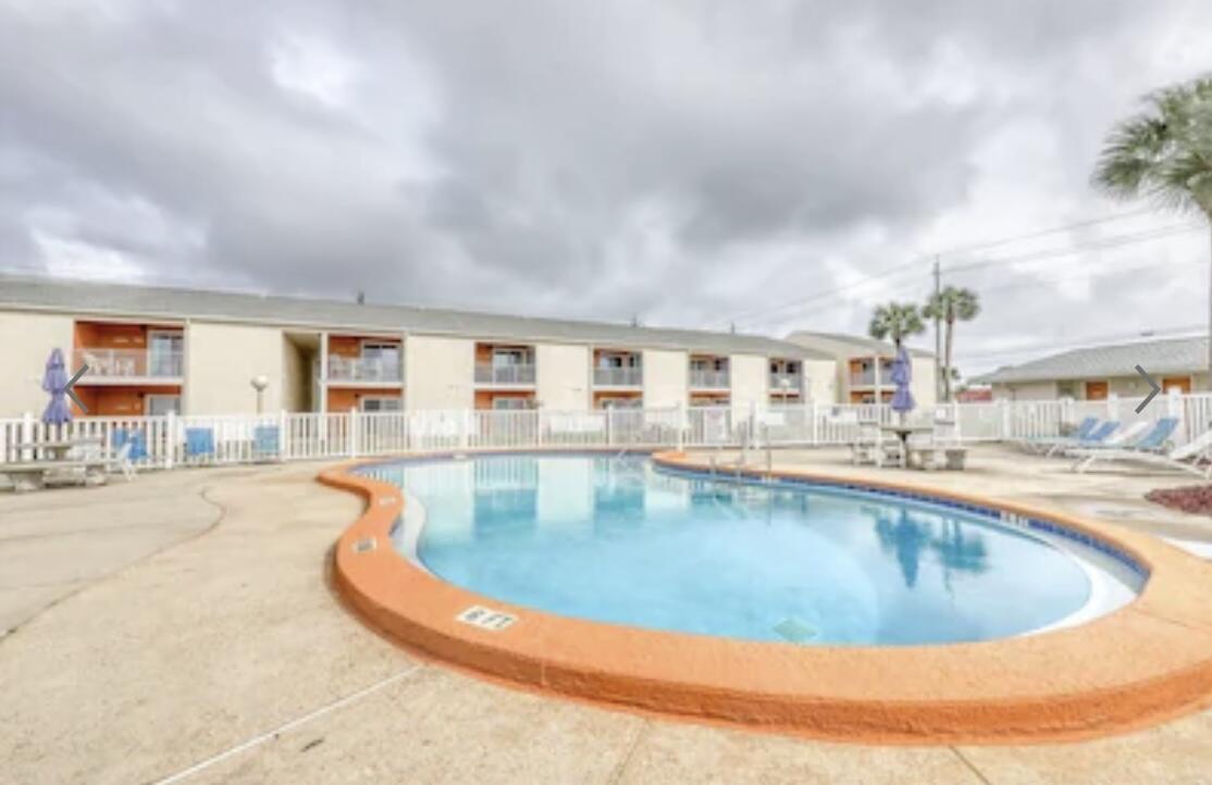 TRADEWINDS - Residential