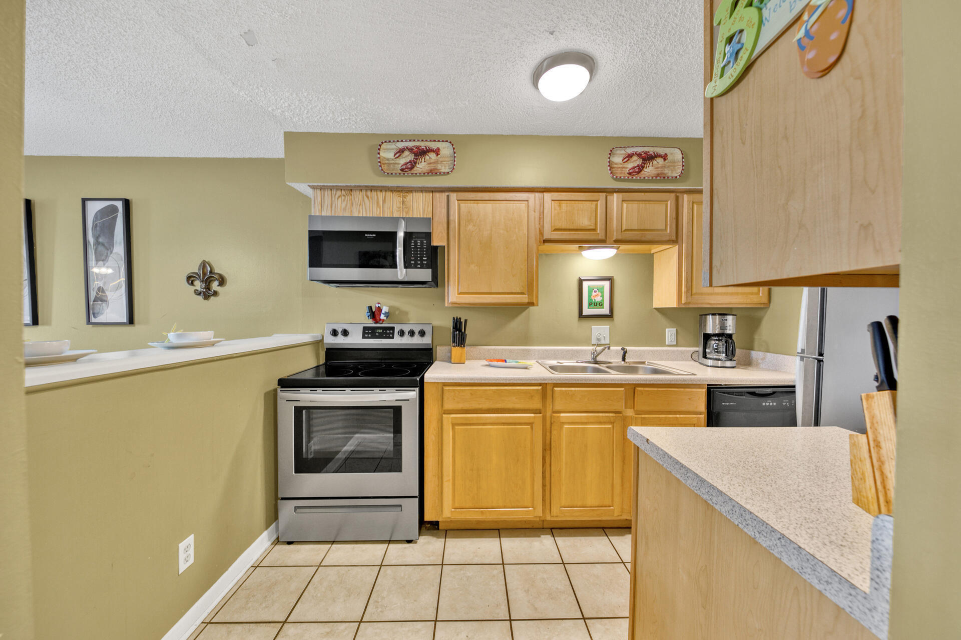 TRADEWINDS - Residential