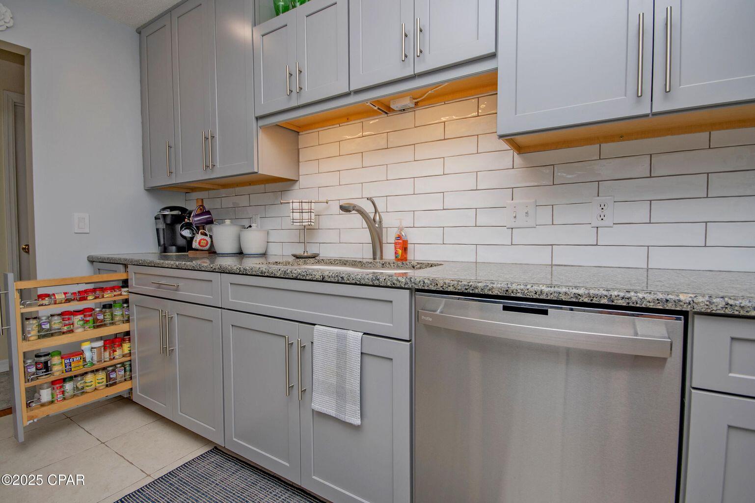 North Shore Unit 2 - Residential