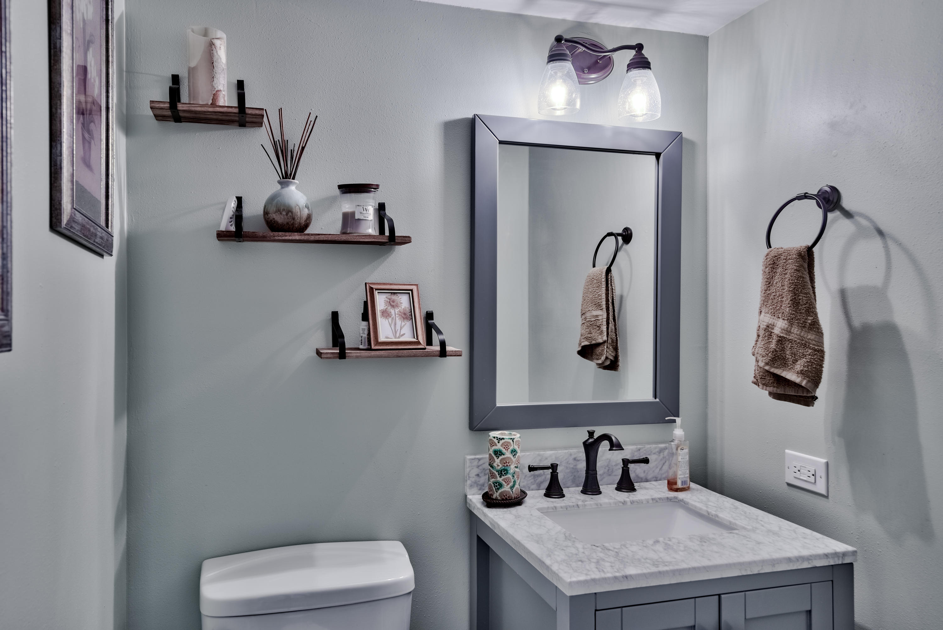 ROCKY BAYOU ESTATES UNIT 11-B - Residential