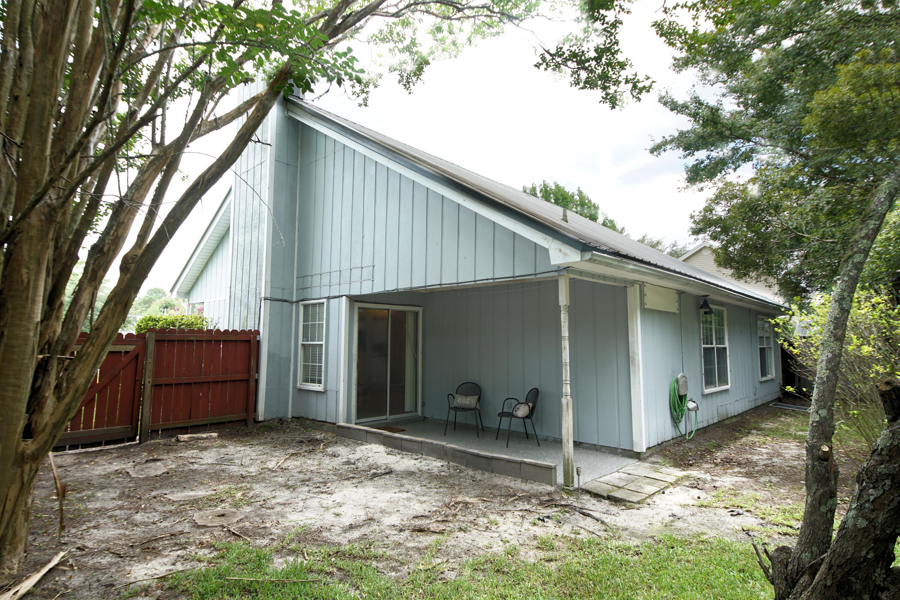 WHITNEY PINES - Residential