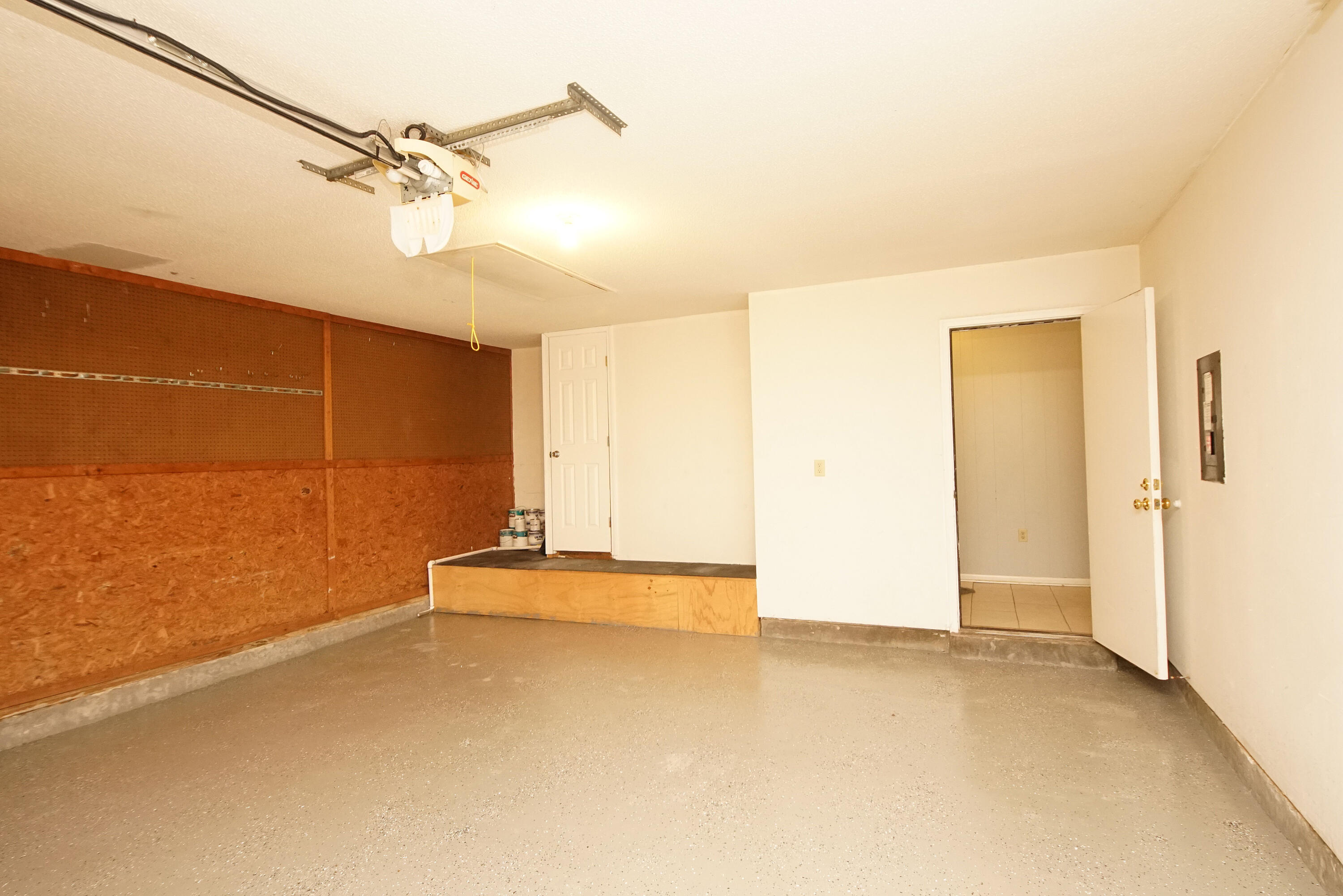 WHITNEY PINES - Residential