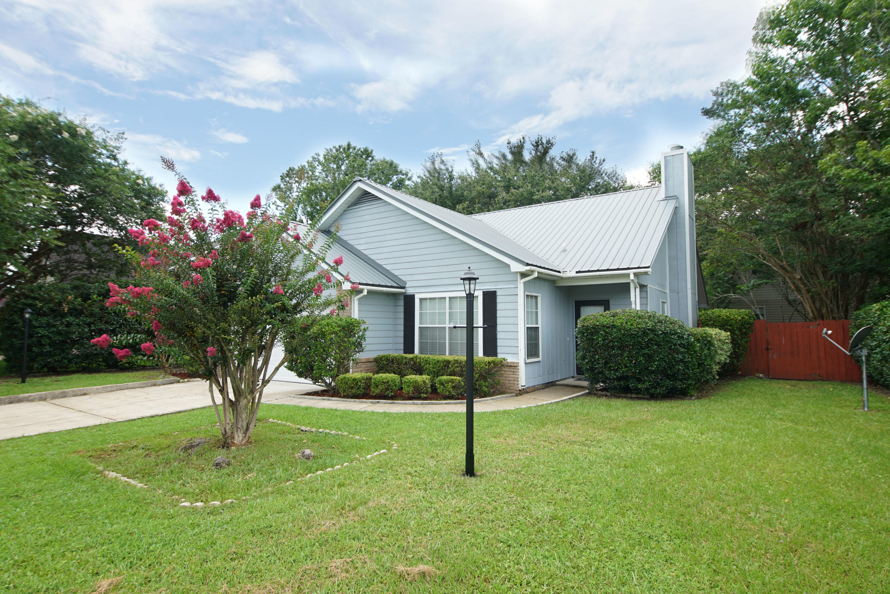 WHITNEY PINES - Residential