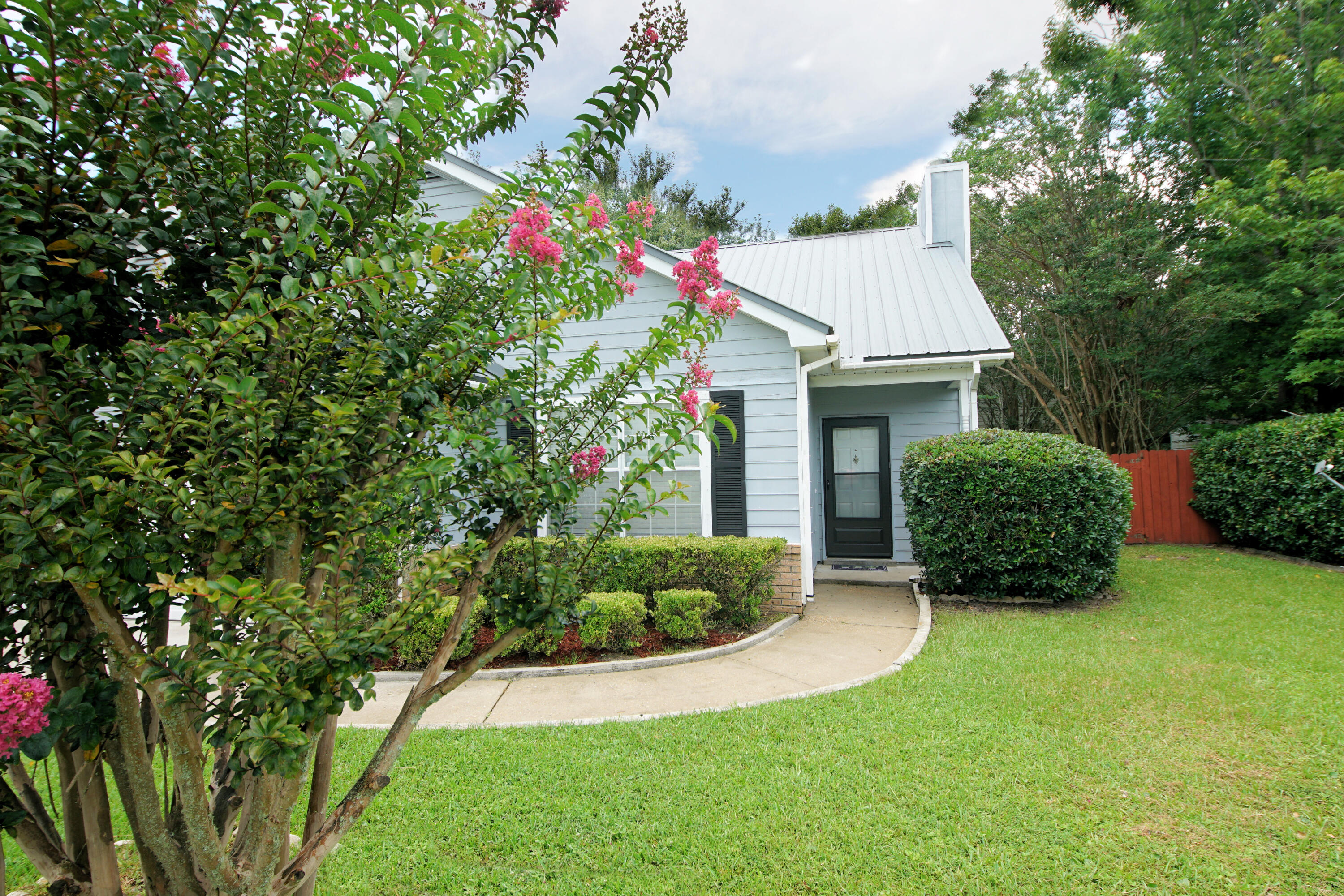 WHITNEY PINES - Residential