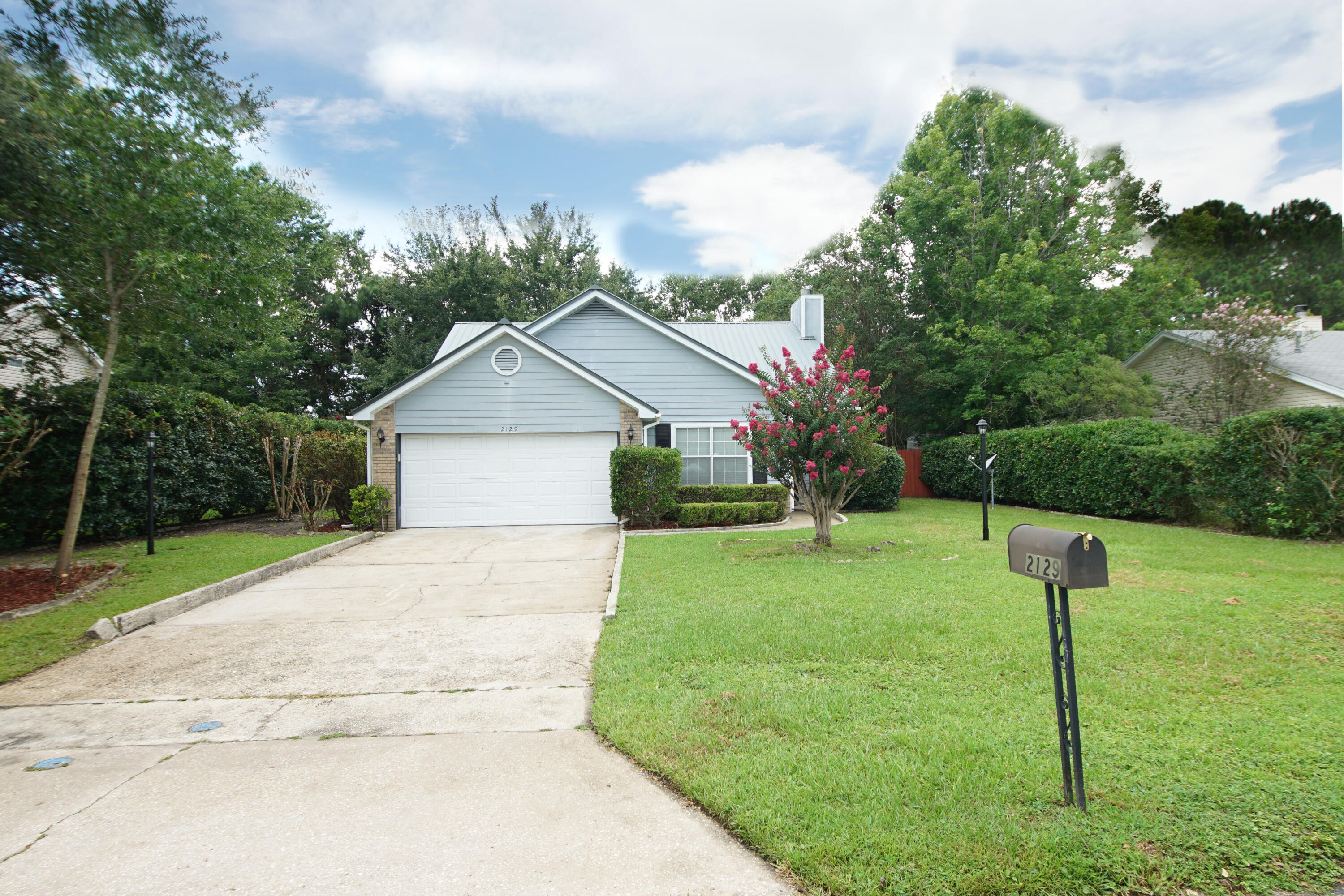 WHITNEY PINES - Residential