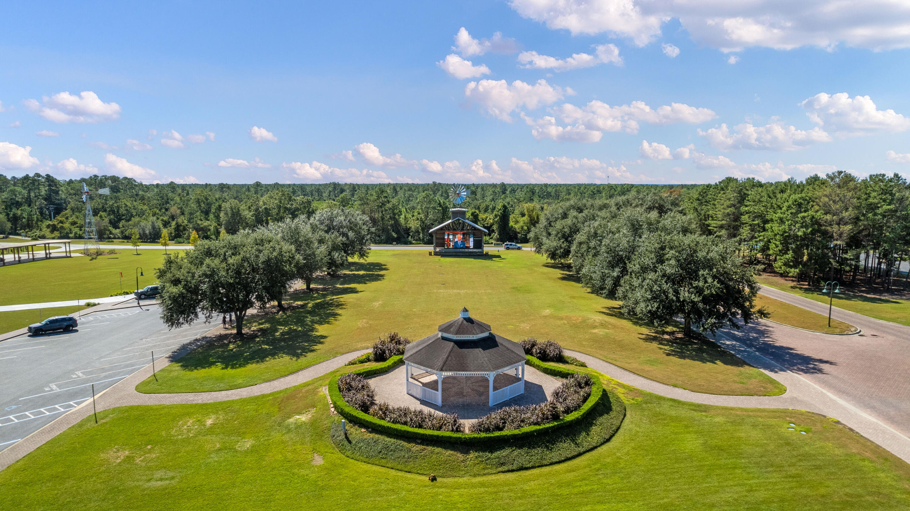 HAMMOCK BAY - Residential Lease