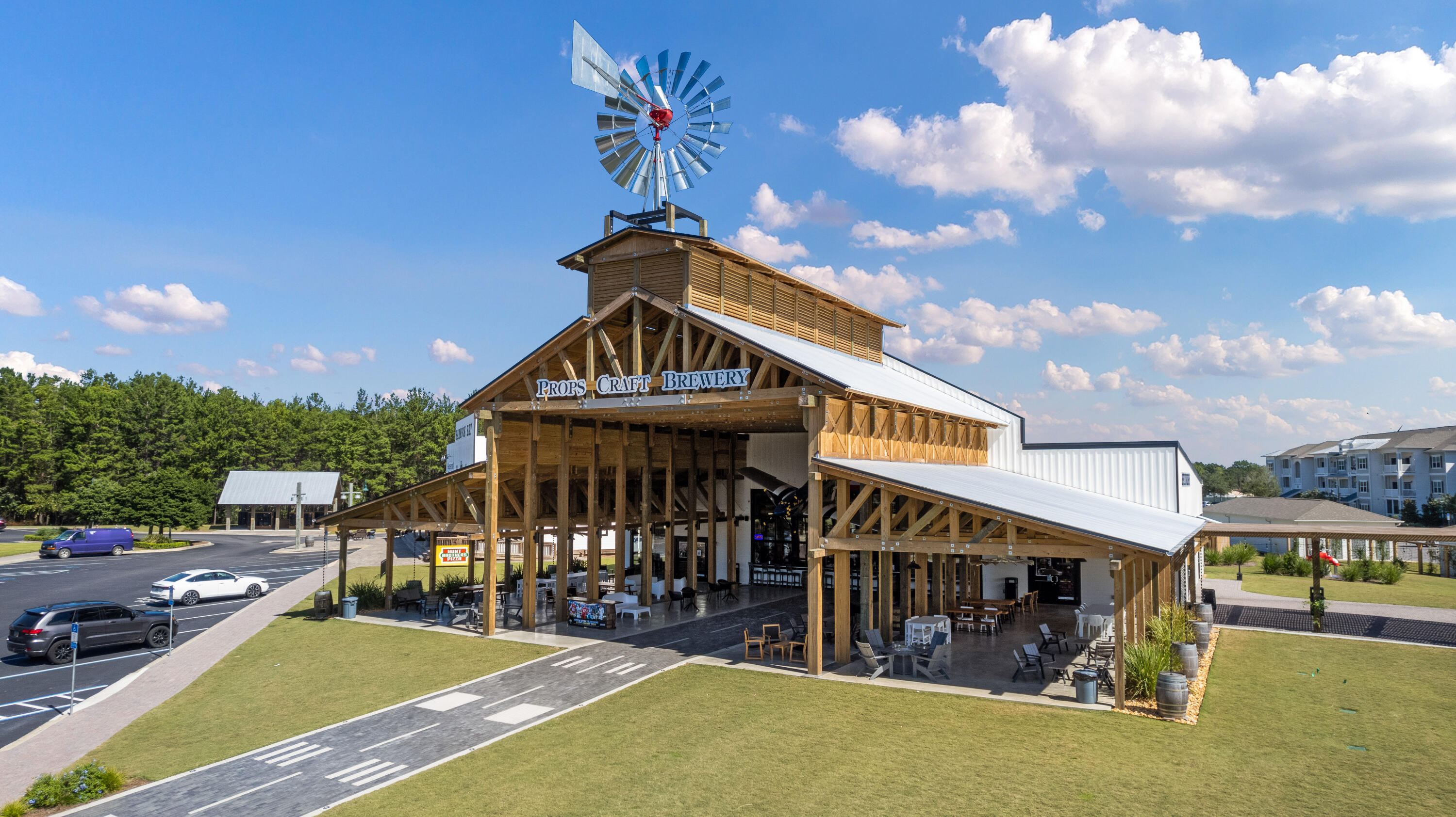 HAMMOCK BAY - Residential Lease