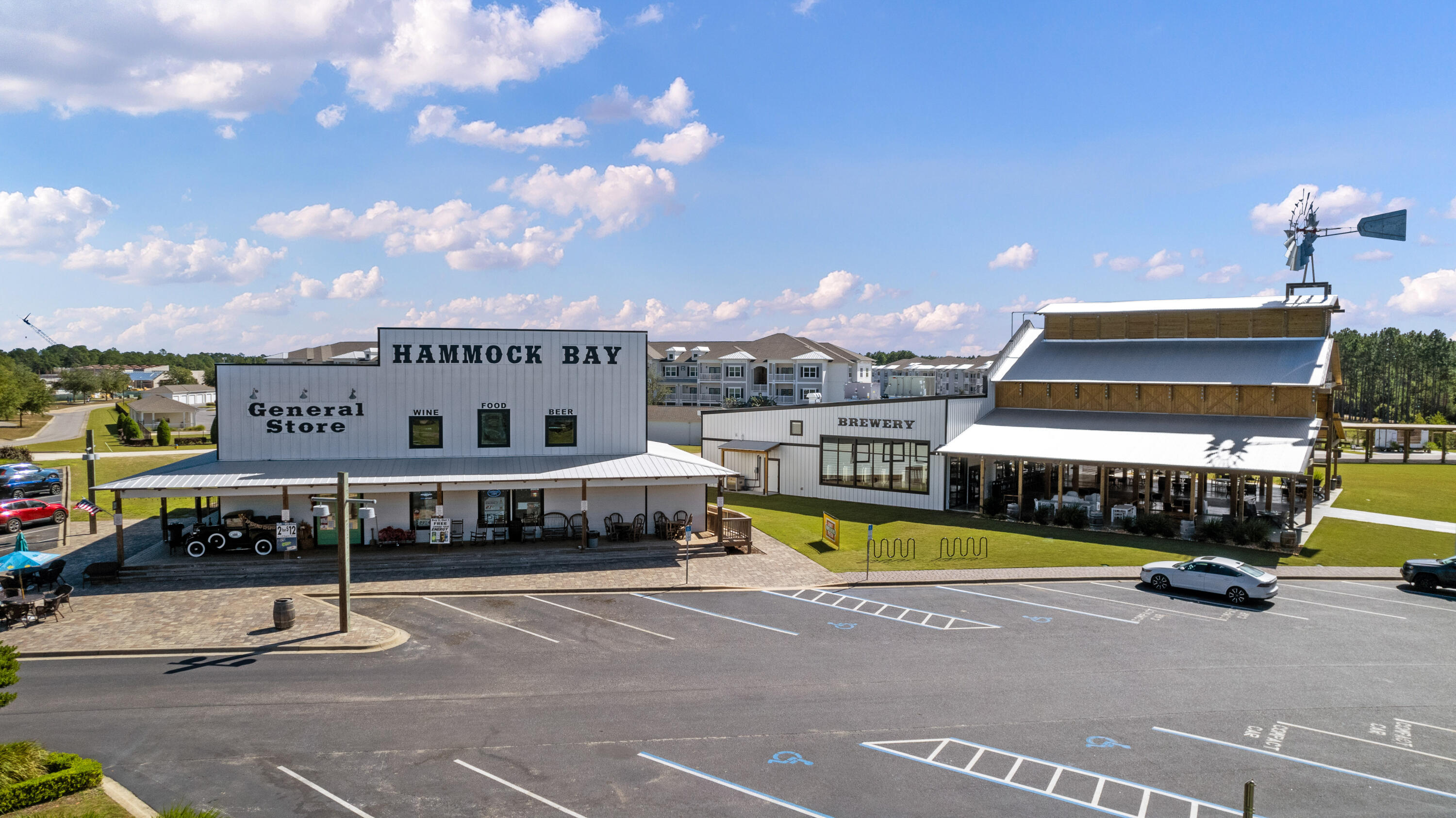 HAMMOCK BAY - Residential Lease