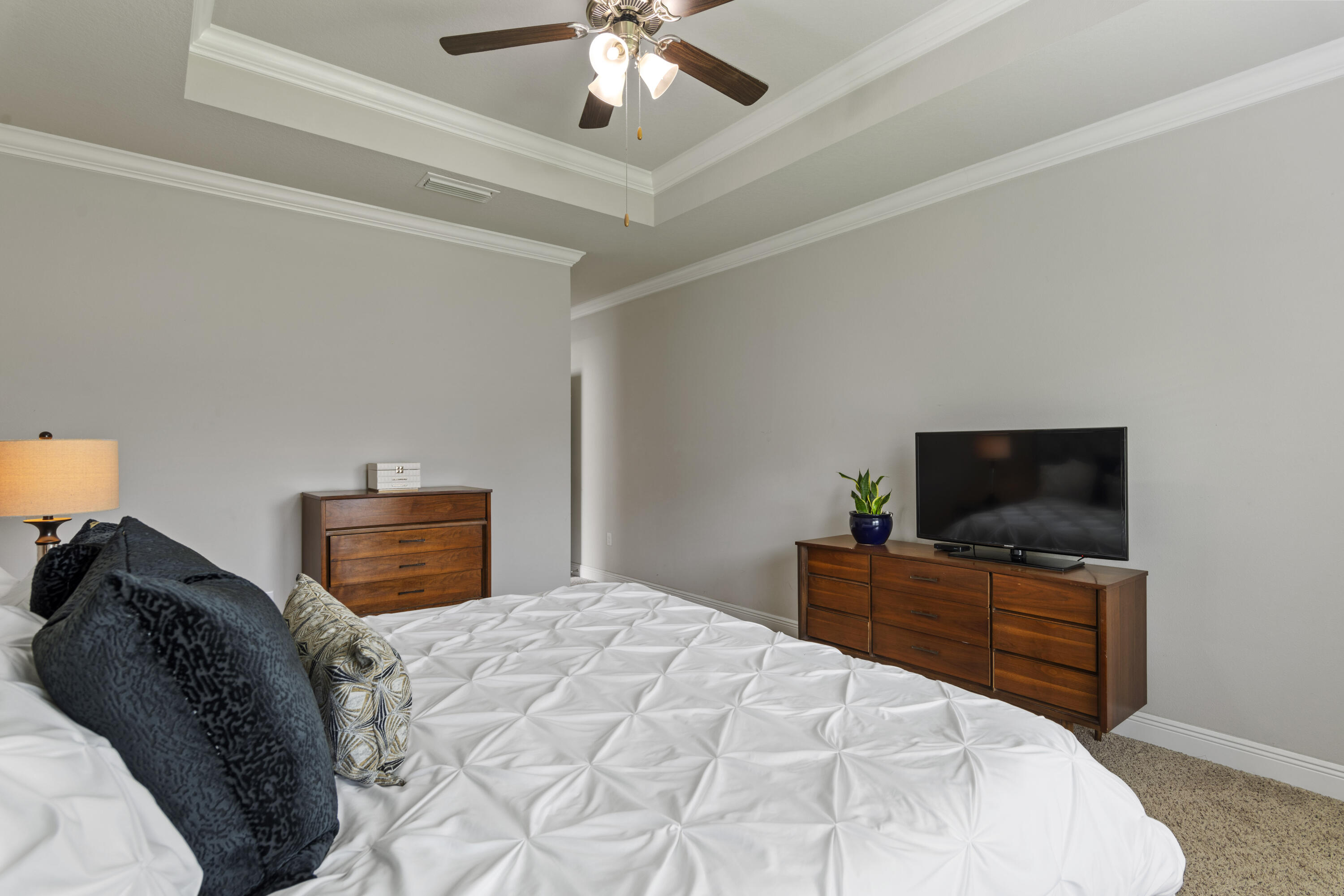 HAMMOCK BAY - Residential Lease