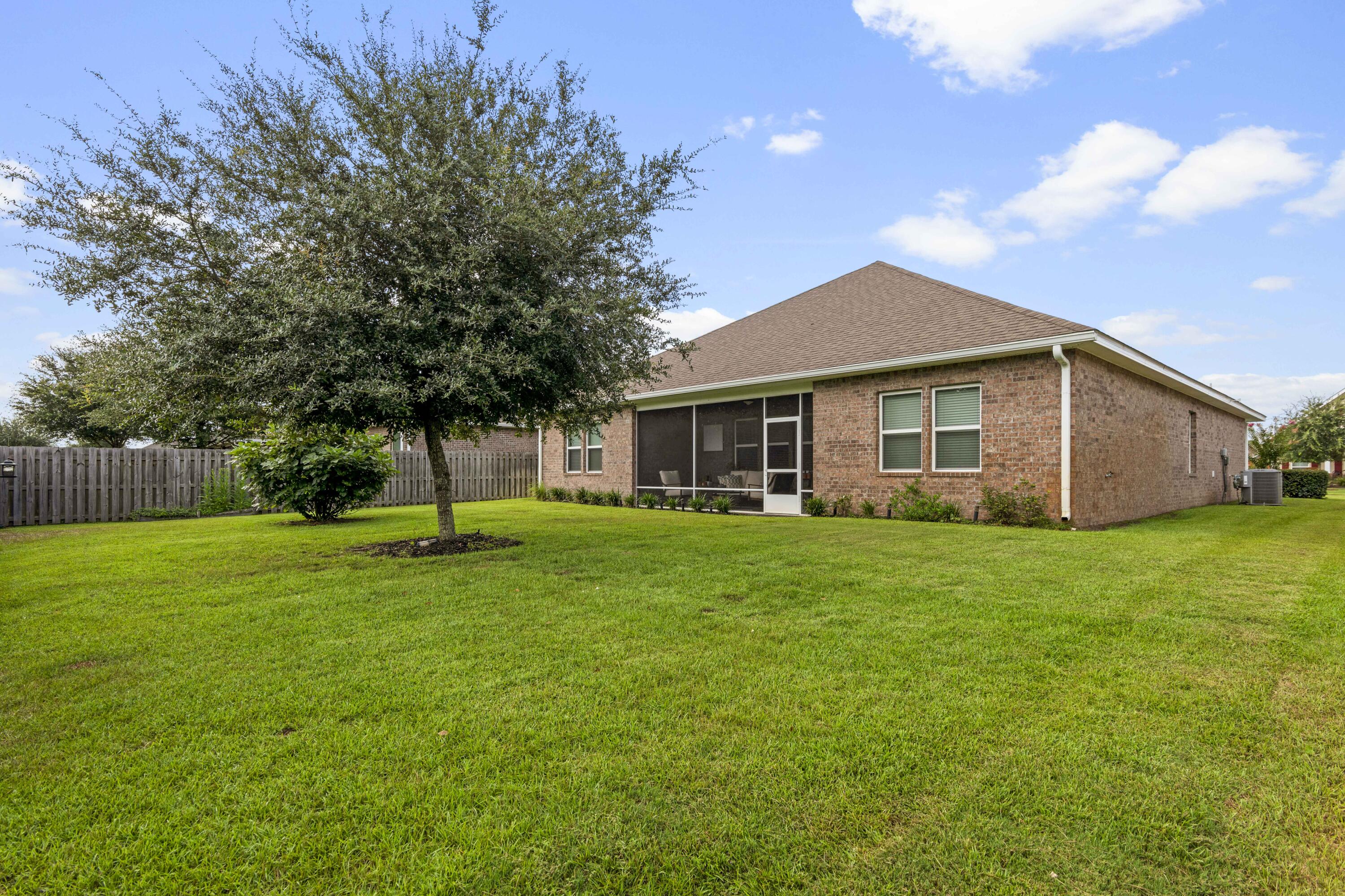 HAMMOCK BAY - Residential Lease