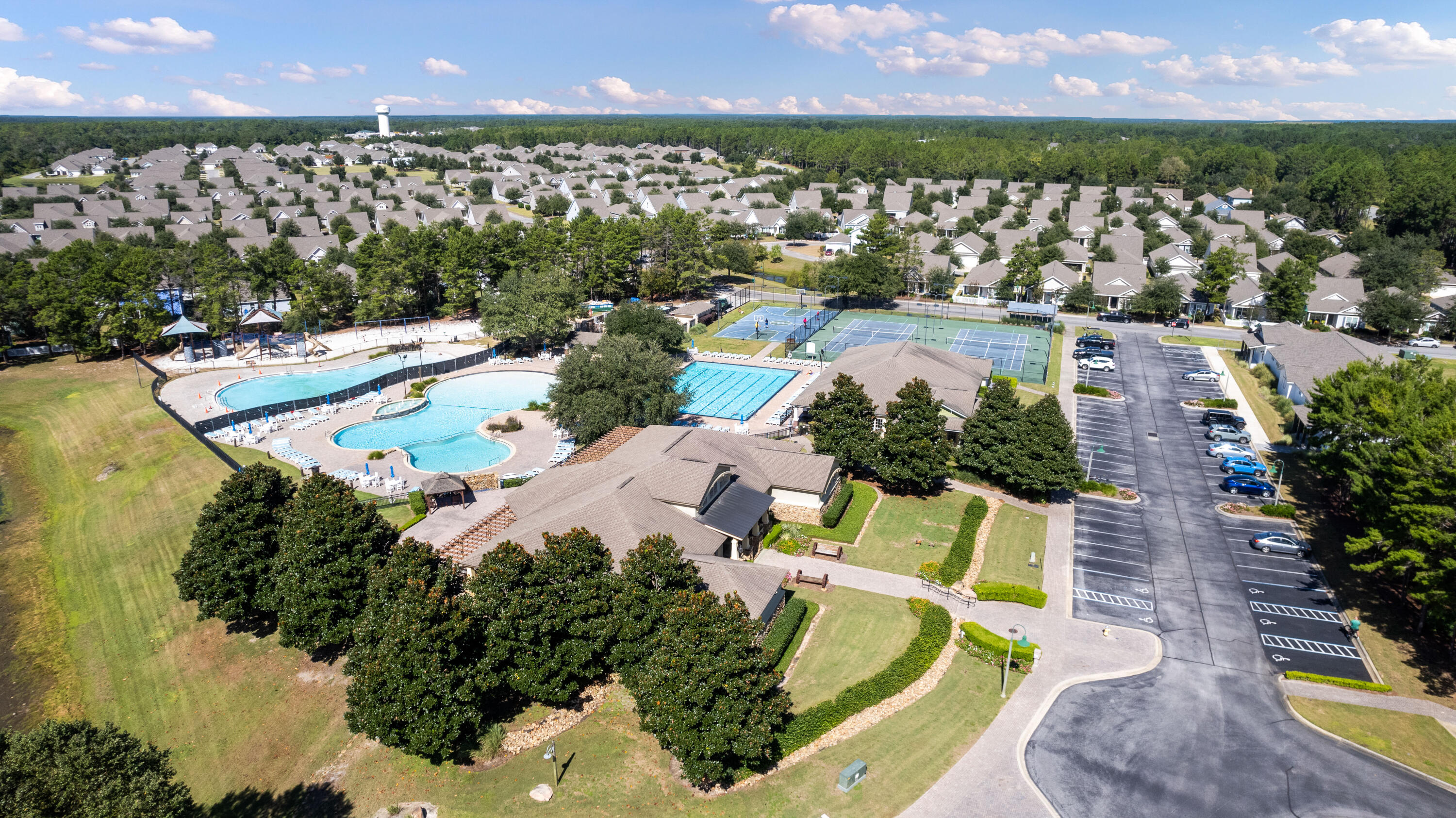 HAMMOCK BAY - Residential Lease