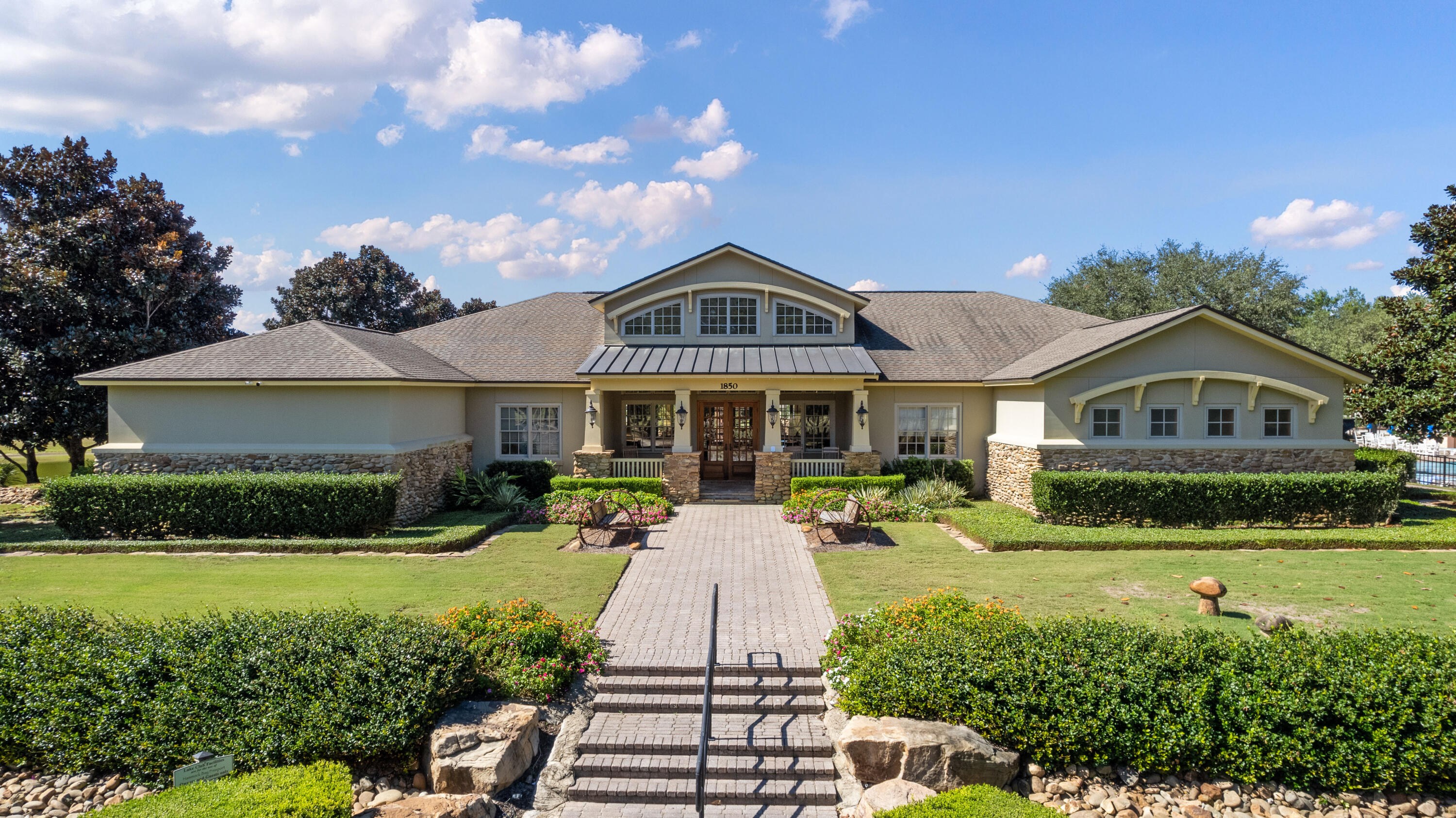 HAMMOCK BAY - Residential Lease