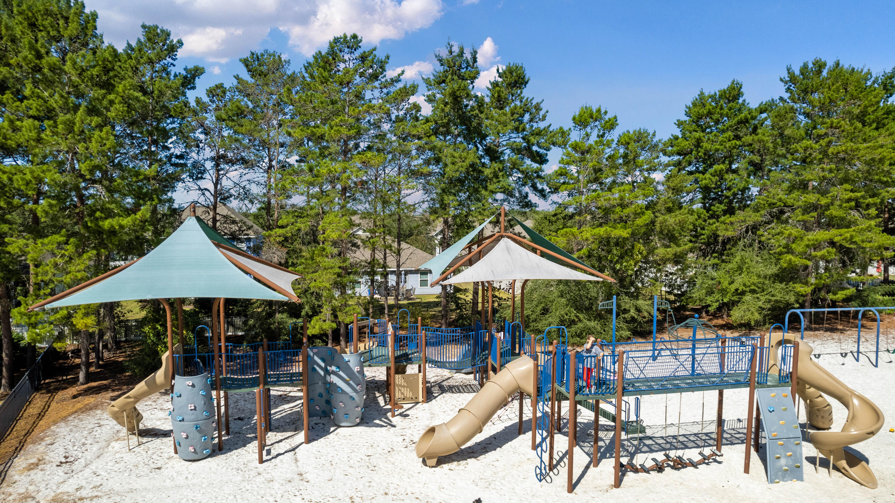 HAMMOCK BAY - Residential Lease