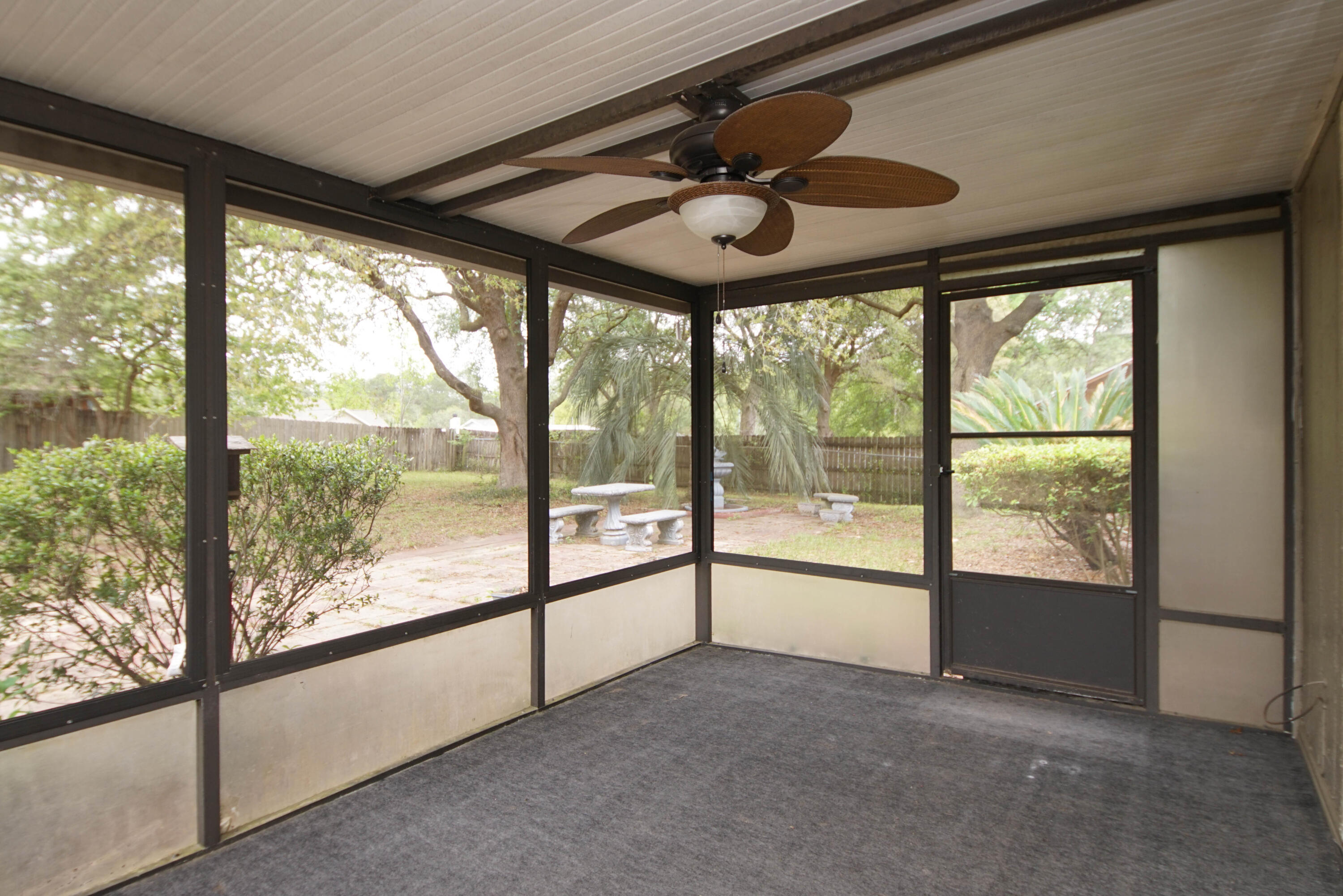 SHOAL CREEK MANOR - Residential