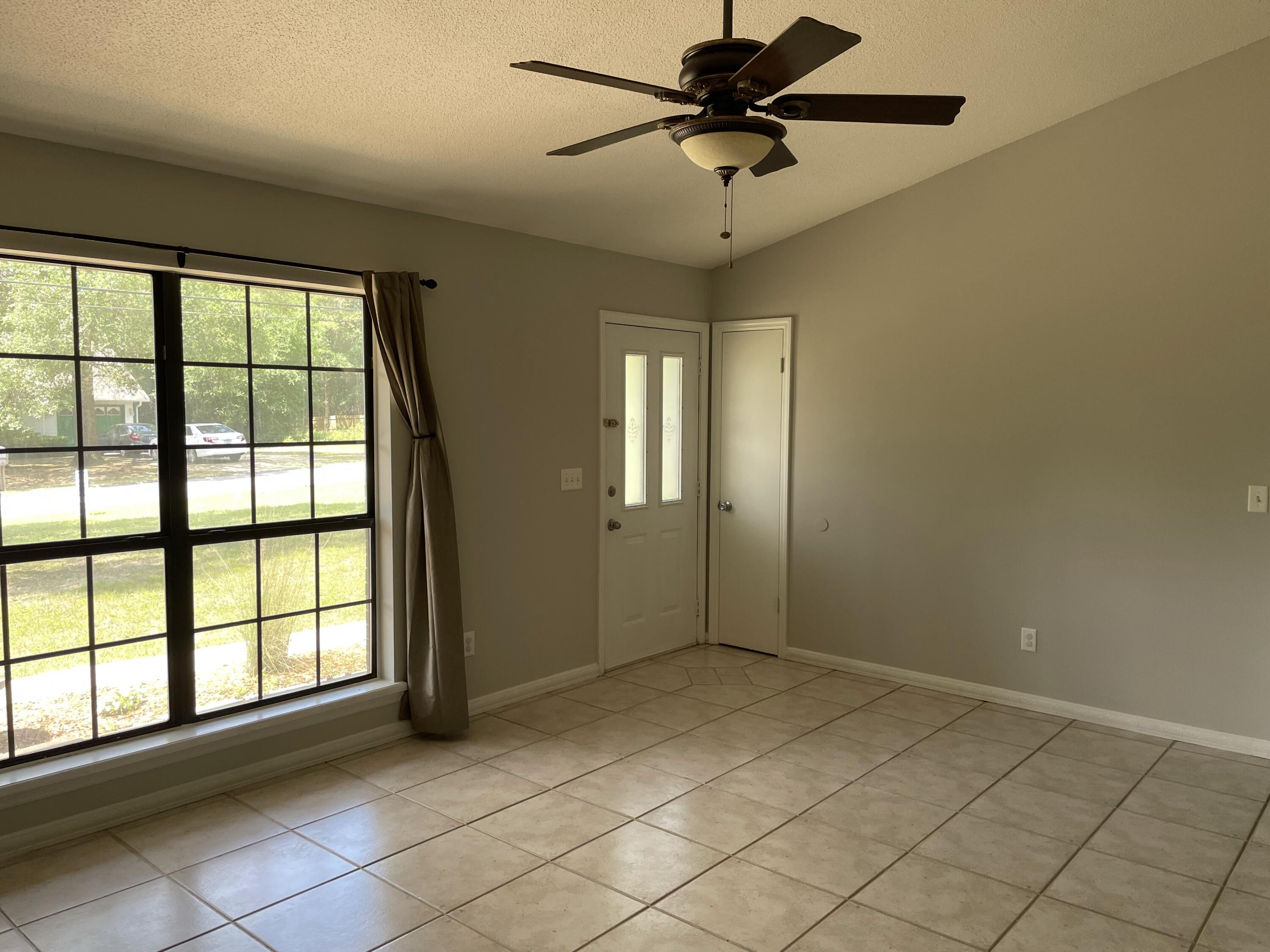 SHOAL CREEK MANOR - Residential