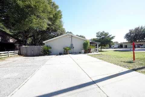 A home in Fort Walton Beach