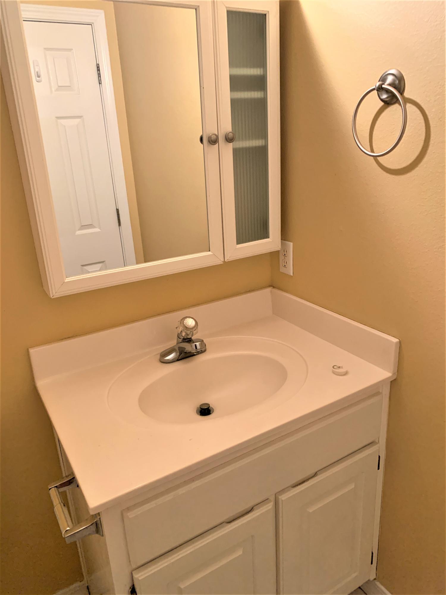 ADASHAN GARDYNS - Residential