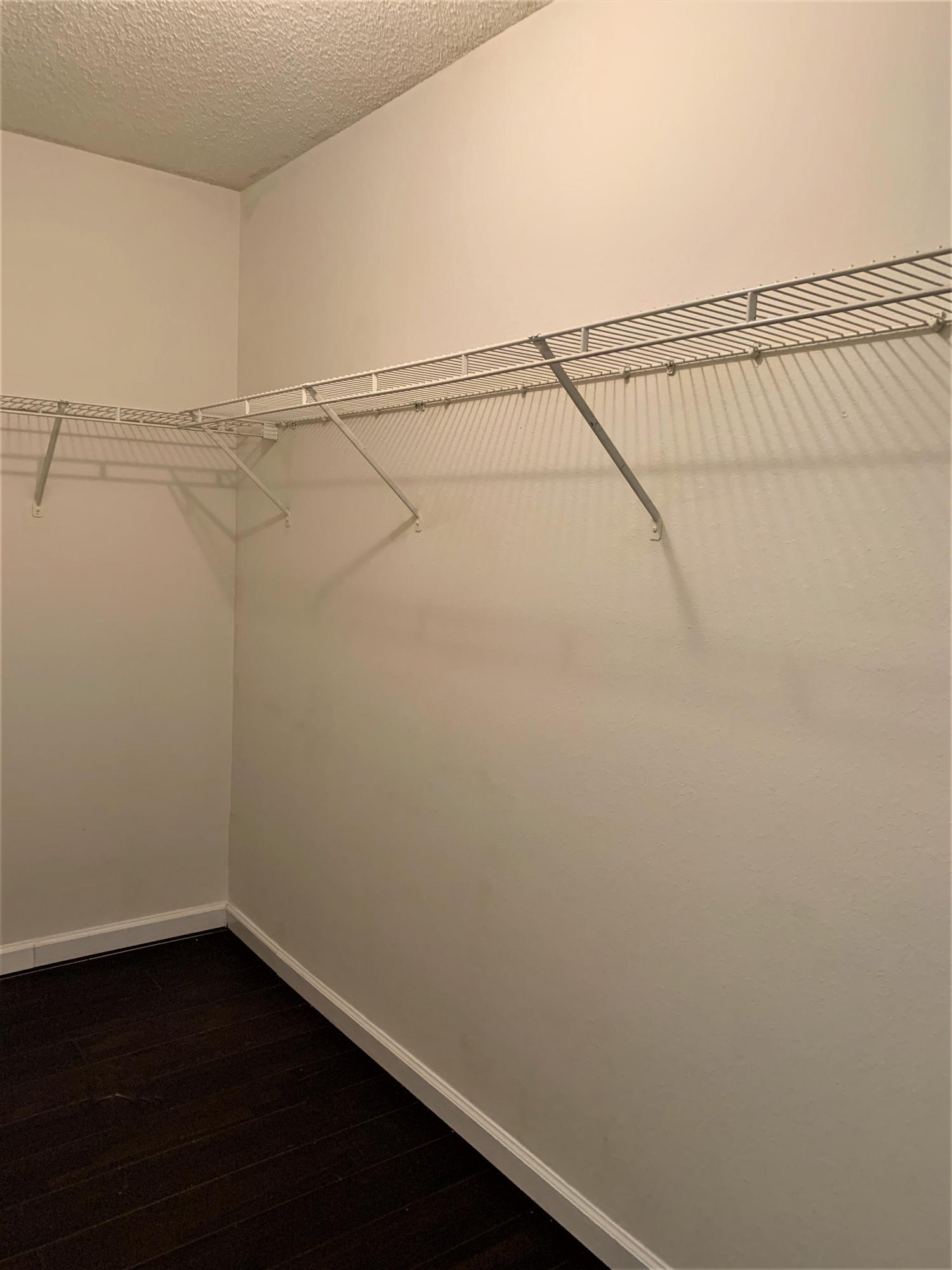 ADASHAN GARDYNS - Residential